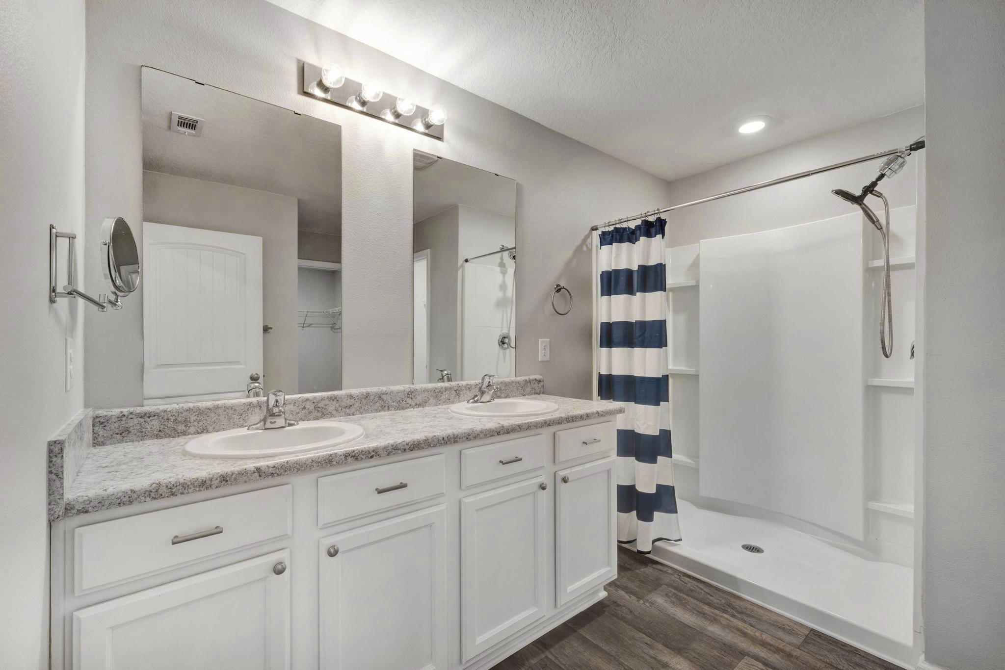 Redstone Commons - Residential