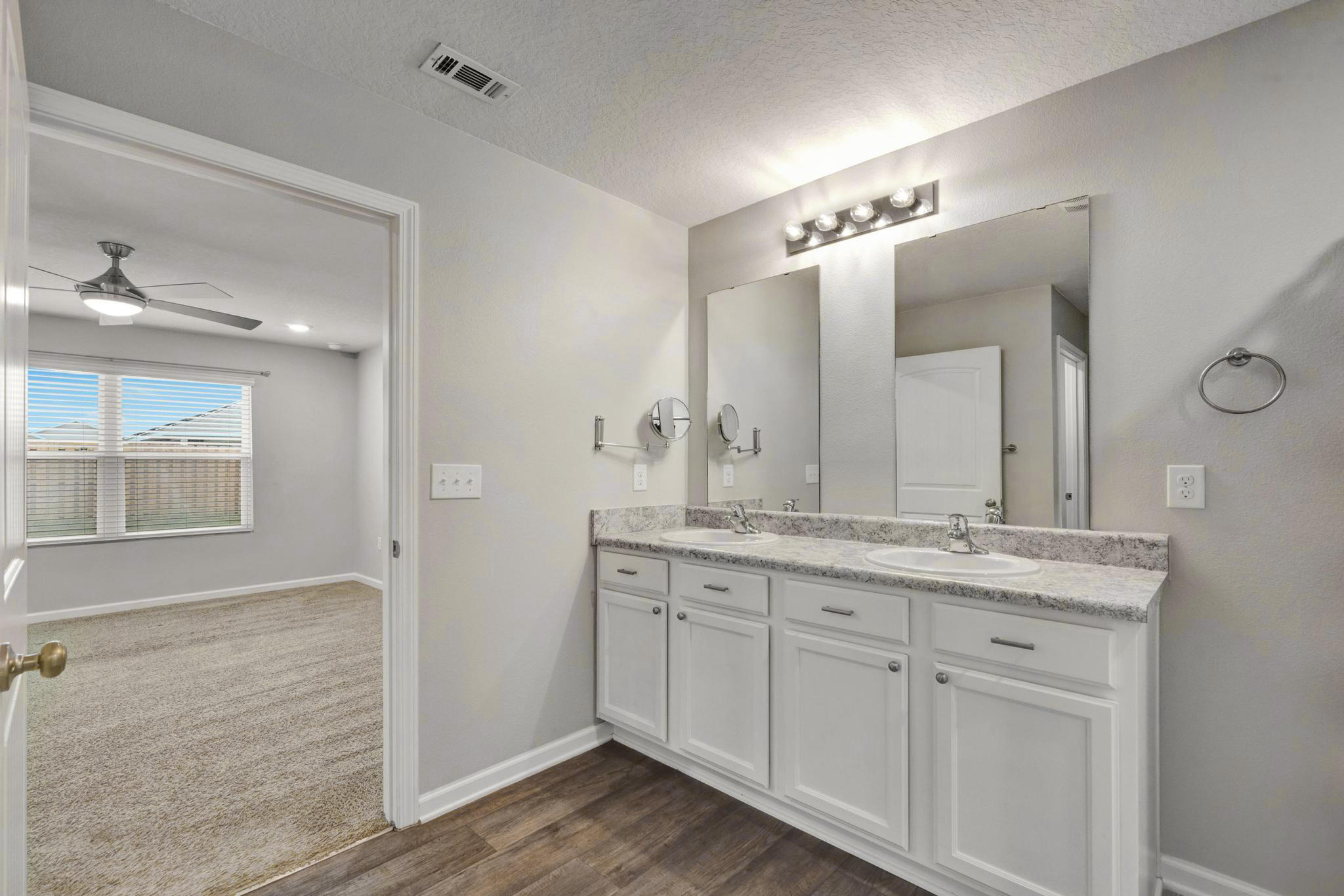 Redstone Commons - Residential