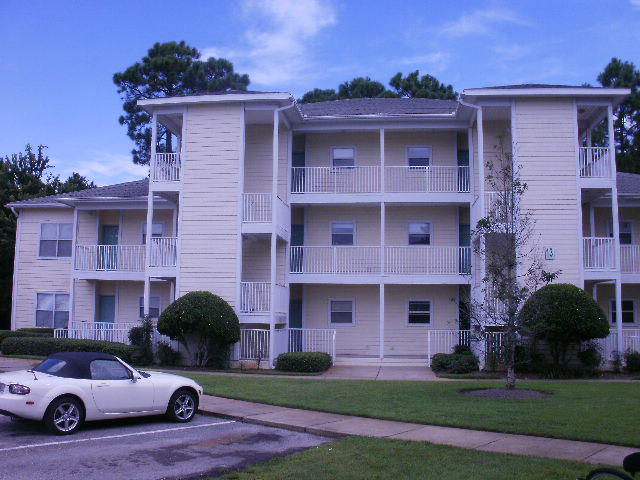 Pointe of View Condos. - Residential