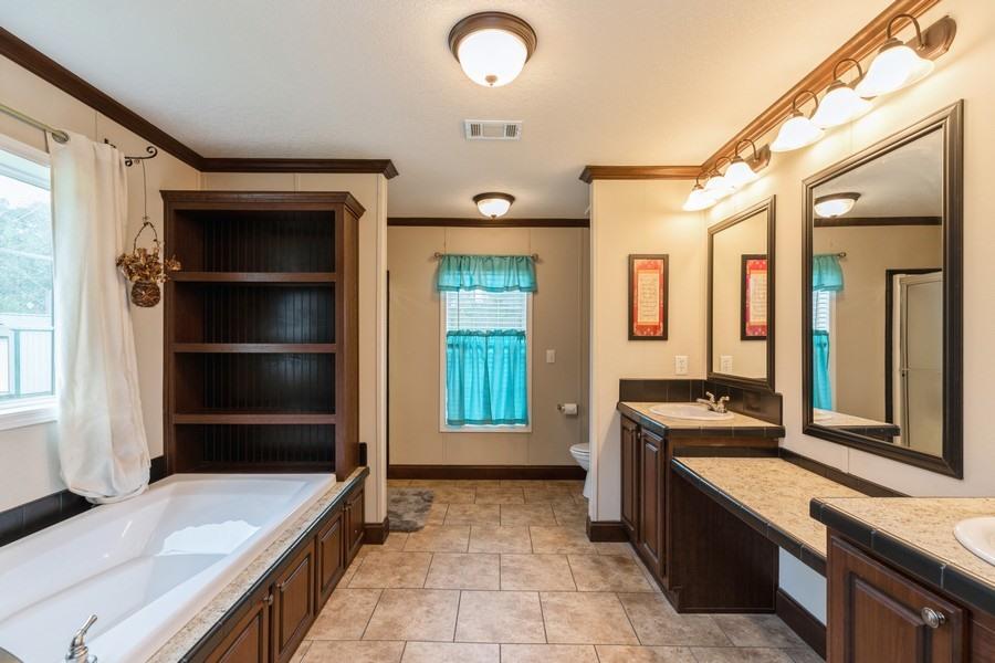 M/H NORTH - Residential