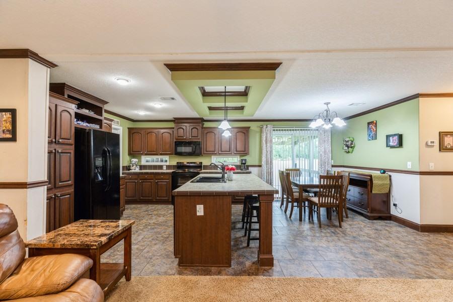 M/H NORTH - Residential