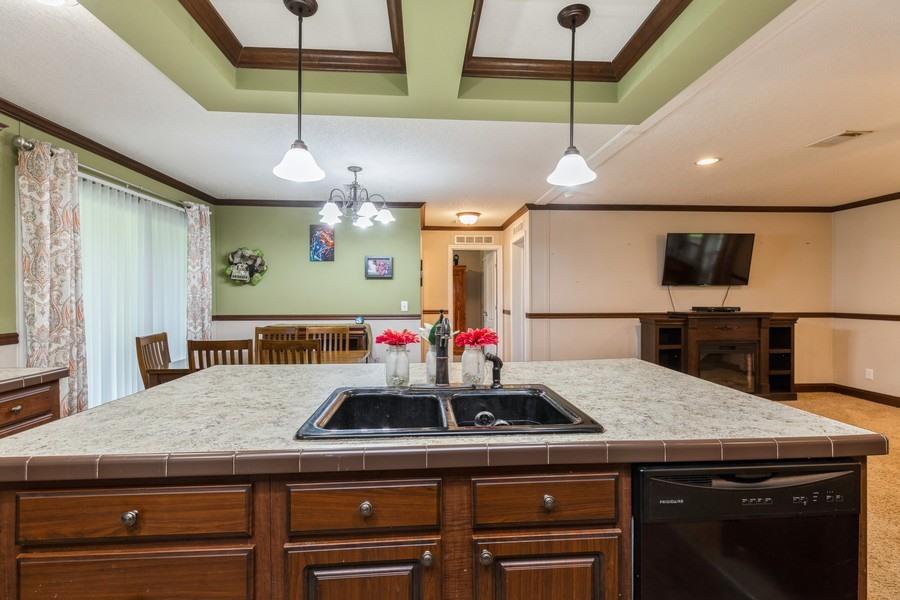 M/H NORTH - Residential