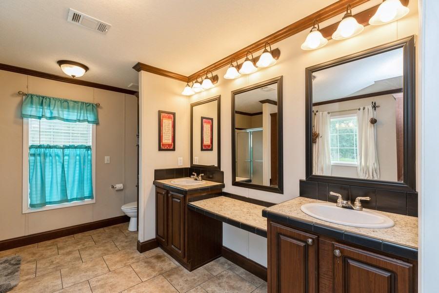 M/H NORTH - Residential