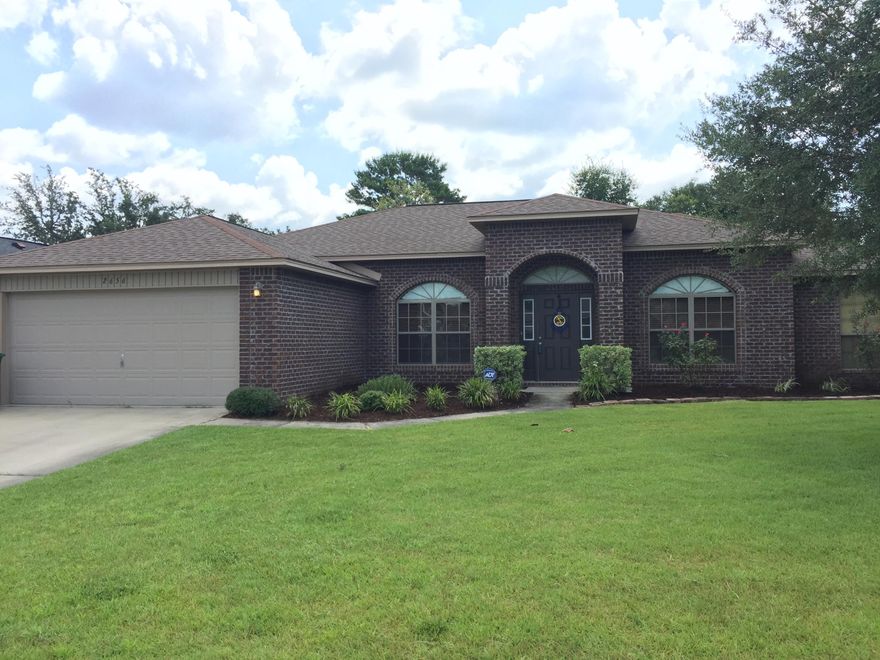 LOCATED IN A VERY DISCREET SMALL COMMUNITY JUST OFF EAST BAY BLVD - THIS HOME THAT FLOWS EXTREMELY WELL OFFERS A PREMIUM 1/4 ACRE LOTS W/ STREET LIGHTS & SIDEWALKS. THIS BRICK 4 BEDROOM/2 BATH, 2104S/F HOME IS OFFERED WITH FANCY ELEVATION ''B'' WITH (3) BIG ARCHED WINDOWS ACROSS THE FRONT!! AND WILL INCLUDES A 12' X 20' REAR COVERED PORCH W/ DOUBLE FRENCH DOORS OFF FAMILY ROOM! THIS CUSTOM HOME FEATURES GRANITE KITCHEN, S/S APPLIANCES, CERAMIC TILE IN WET AREAS, WOOD IN FOYER (NON-VINYL HOME!!), UPGRADED LIGHTING THRU-OUT AND LARGE 16'11X19'8 FAMILY ROOM W/ VAULTED CEILING! THIS HOME ALSO FEATURES A FORMAL DINING ROOM,10FT CEILINGS IN COMMON AREA, 5 1/4'' BASEBOARDS, FULLY FENCED IN BACK YARD FOR PRIVACY.