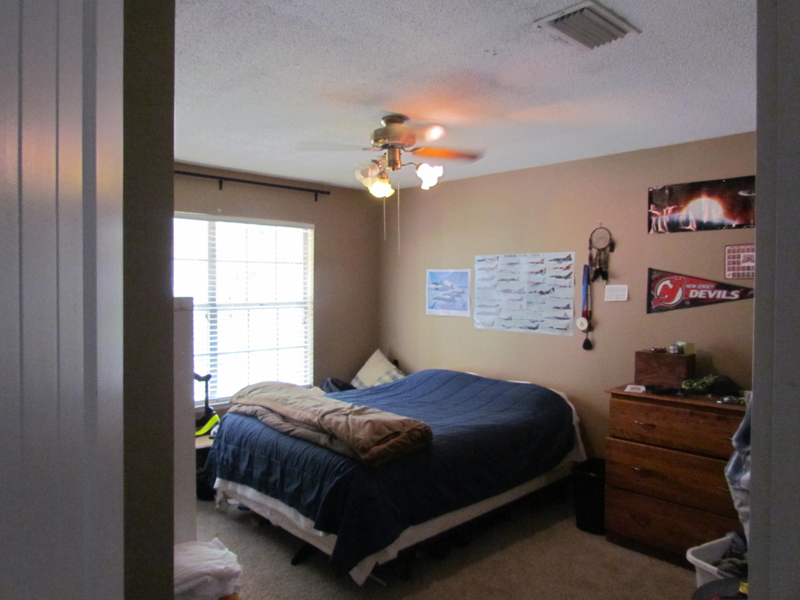 PINEWOOD ESTATES - Residential Lease