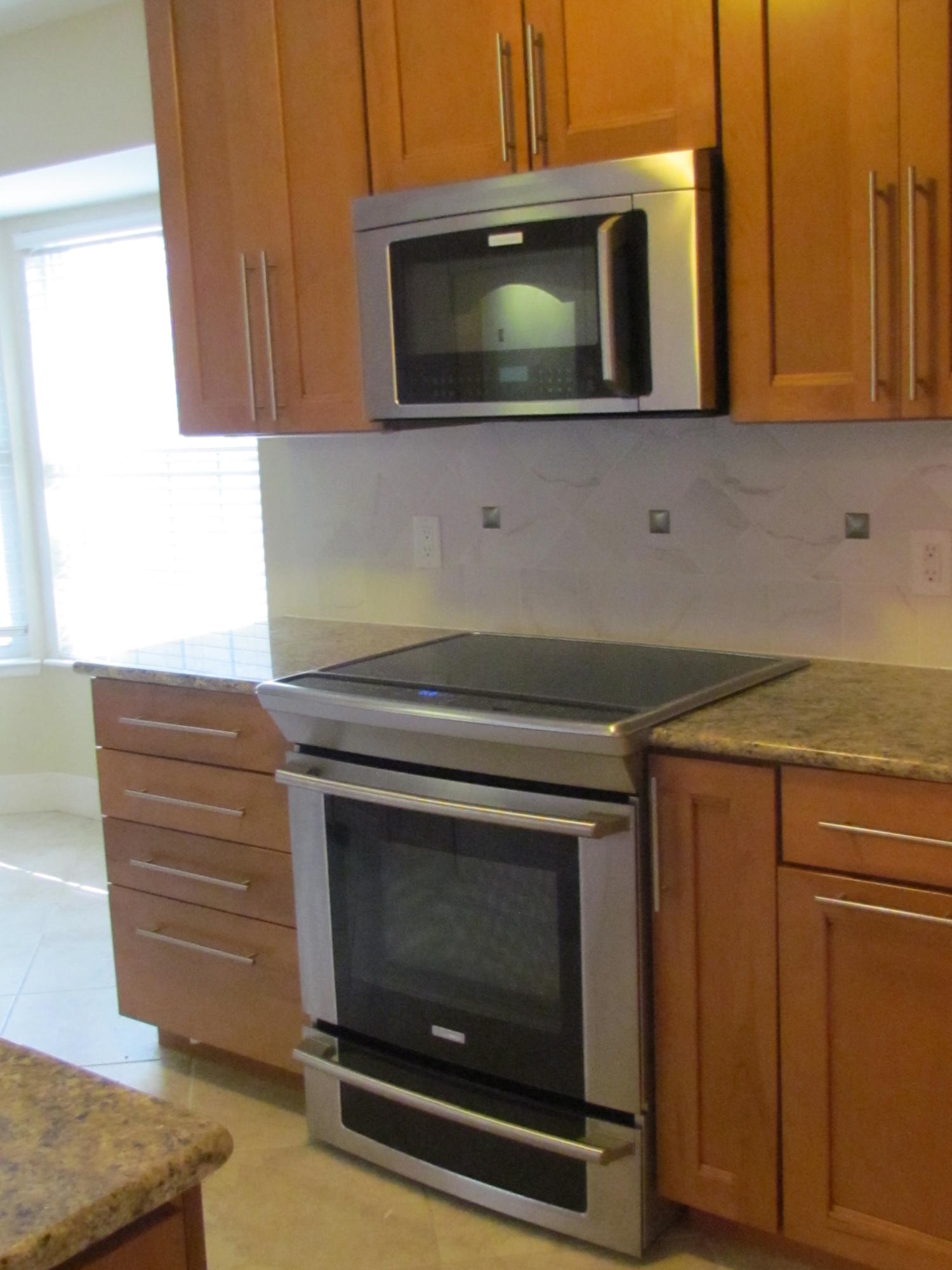 PINEWOOD ESTATES - Residential Lease