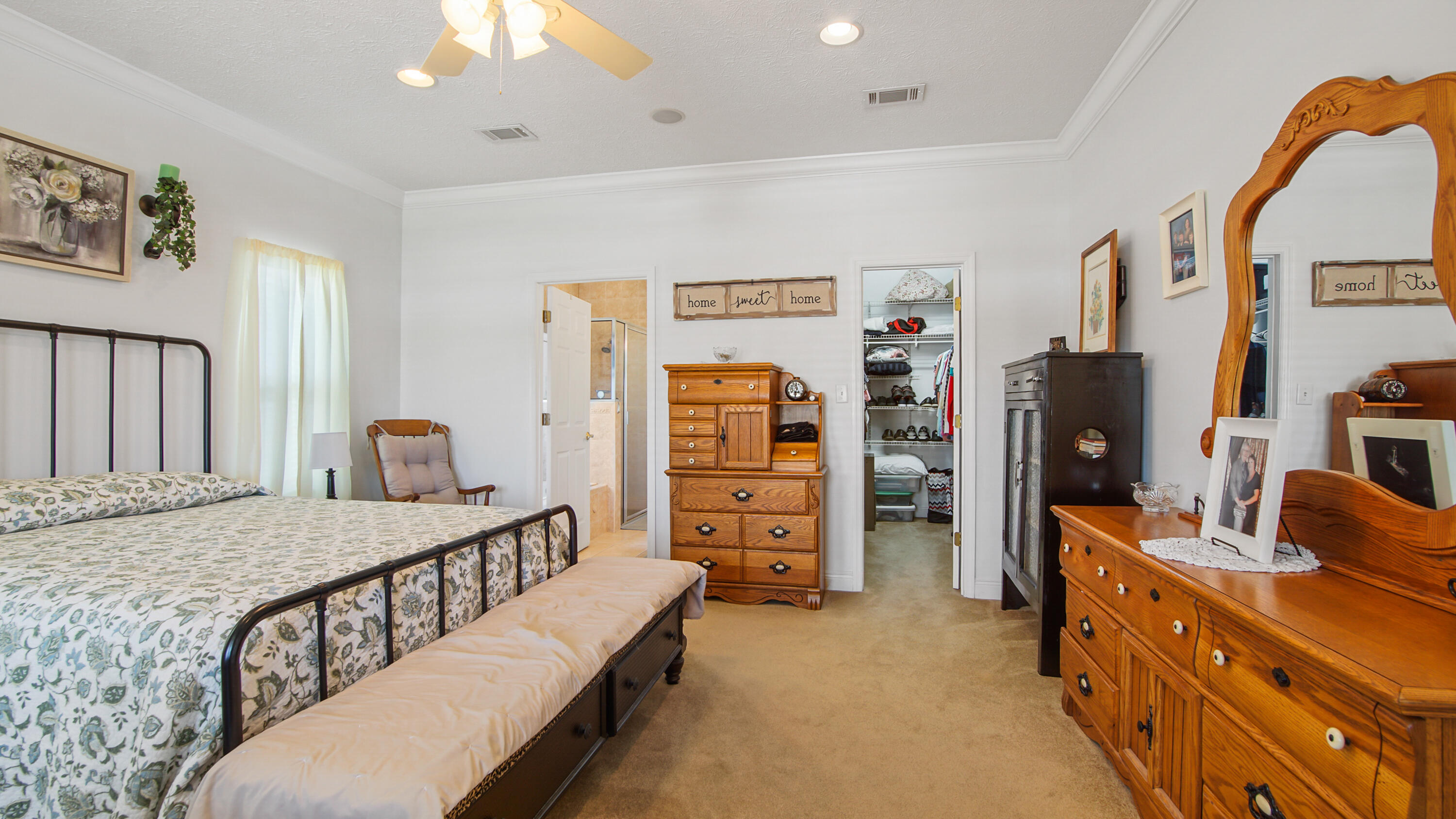 NO RECORDED SUBDIVISION - Residential