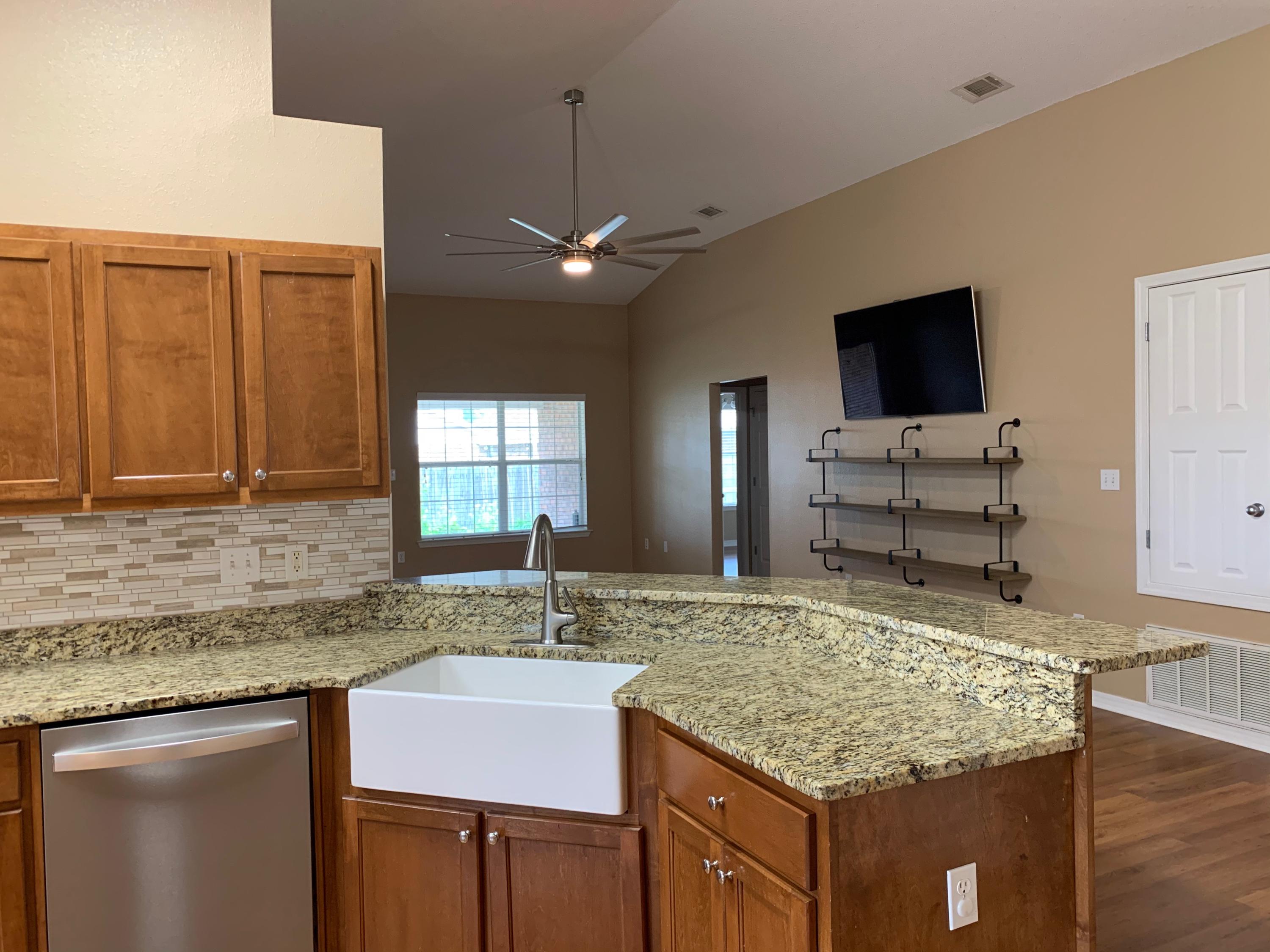 VICTORIAN VILLAGE - Residential