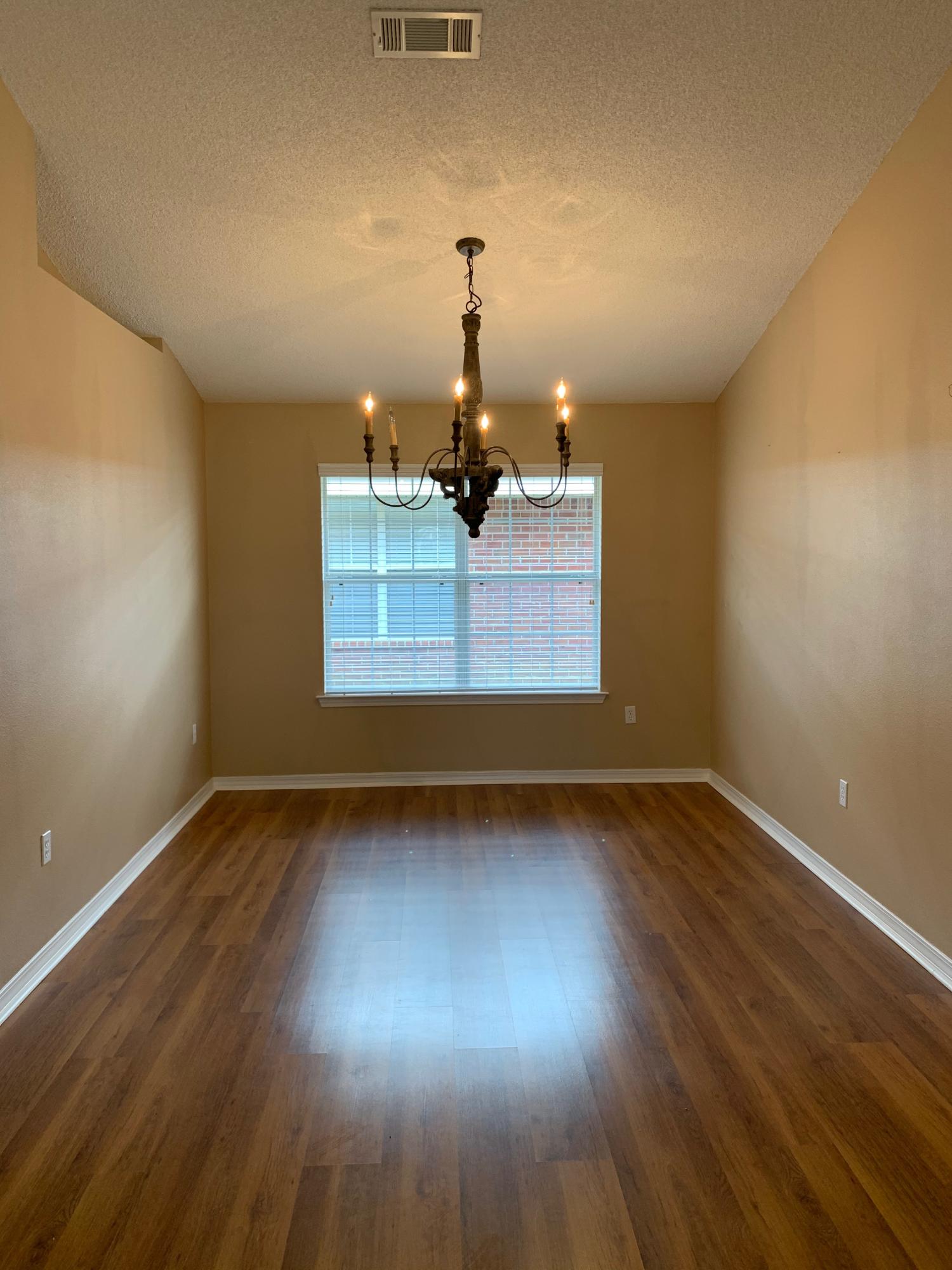 VICTORIAN VILLAGE - Residential