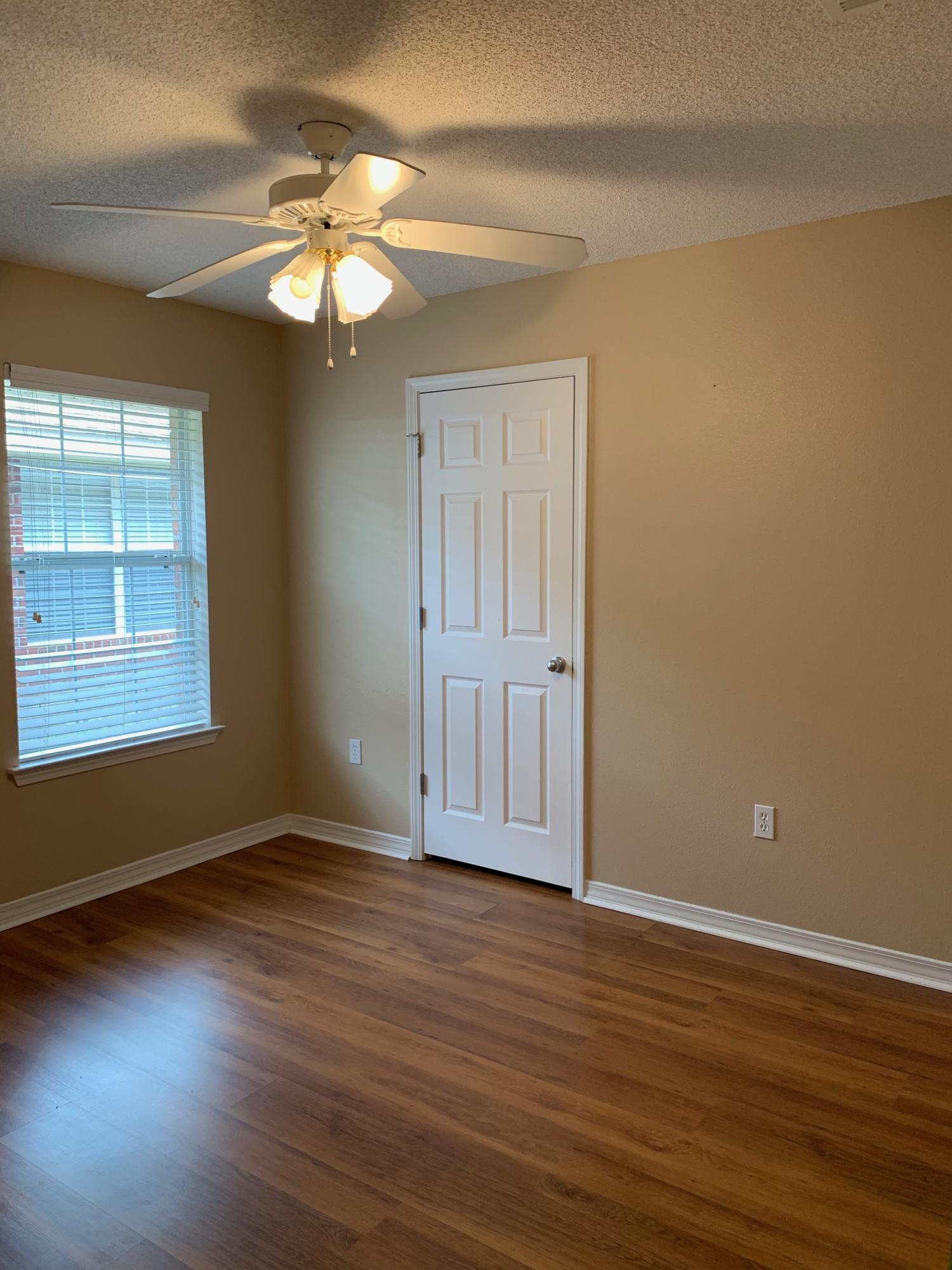 VICTORIAN VILLAGE - Residential