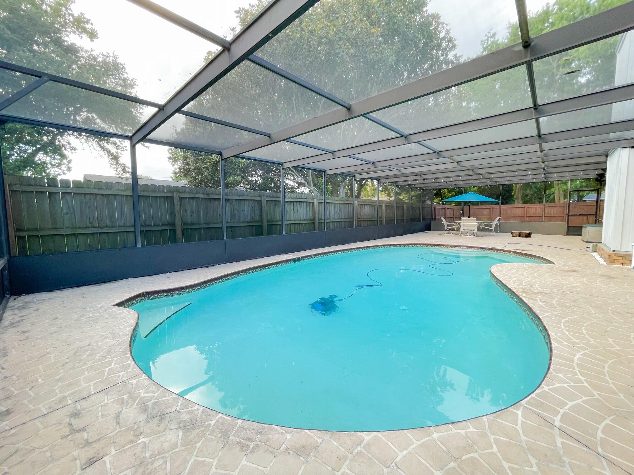 EASTWOOD 9TH ADDN - Residential Lease