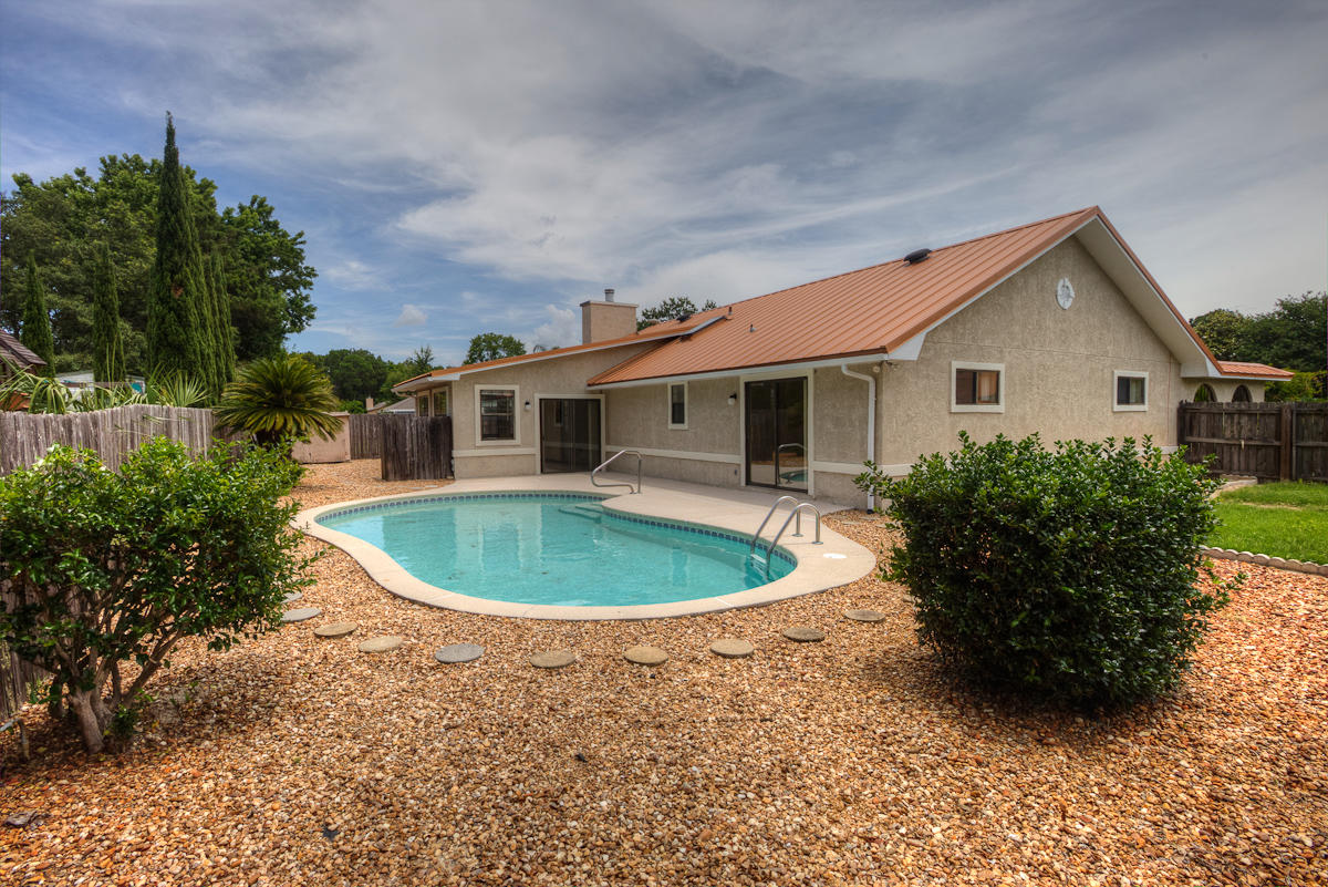 NORTH LAGOON OAKS 9TH ADDN - Residential