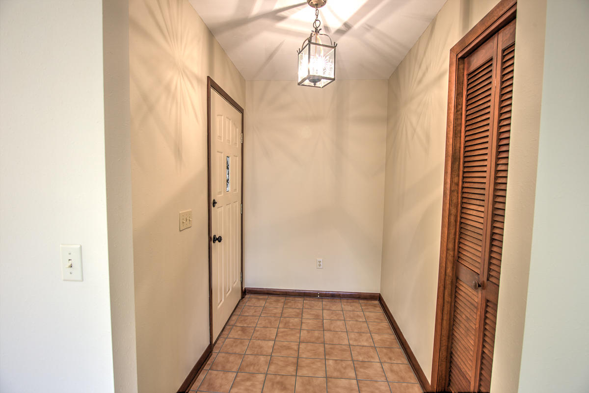 NORTH LAGOON OAKS 9TH ADDN - Residential