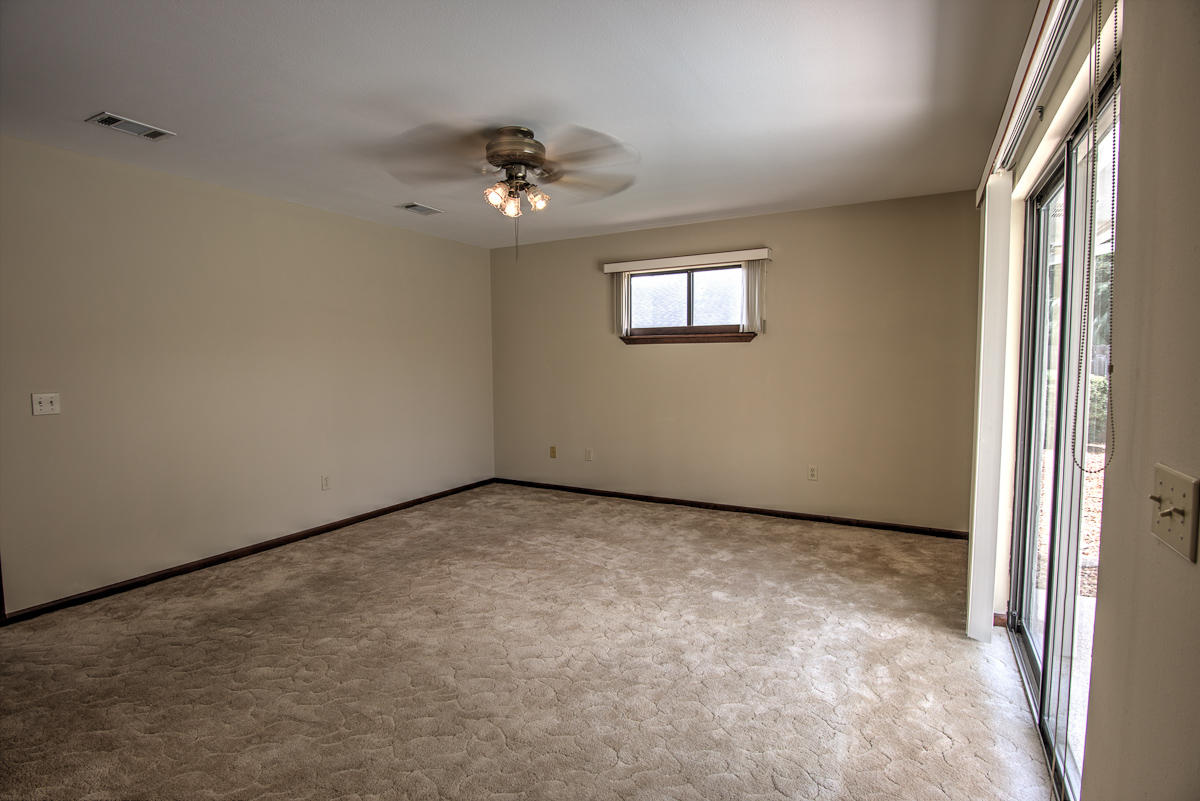 NORTH LAGOON OAKS 9TH ADDN - Residential