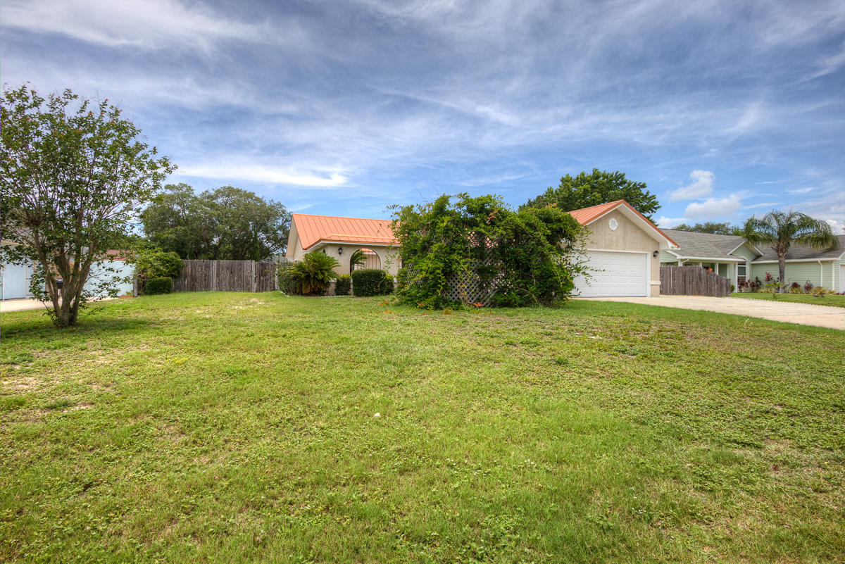 NORTH LAGOON OAKS 9TH ADDN - Residential