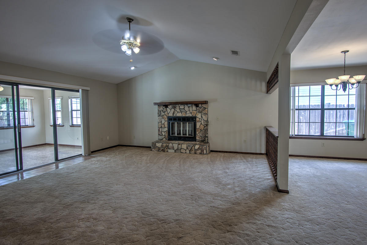 NORTH LAGOON OAKS 9TH ADDN - Residential