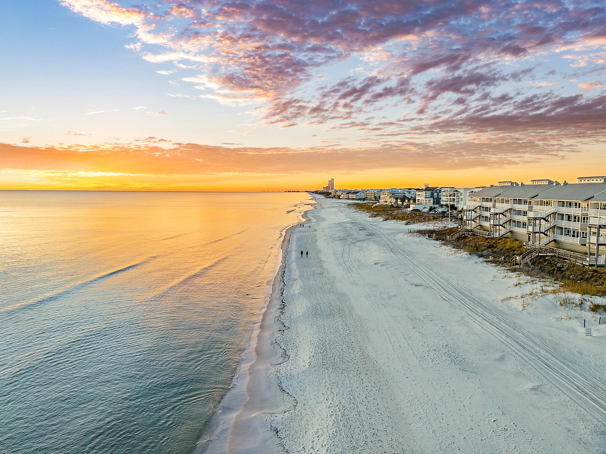 BEACHSIDE VILLAS CONDO - Residential