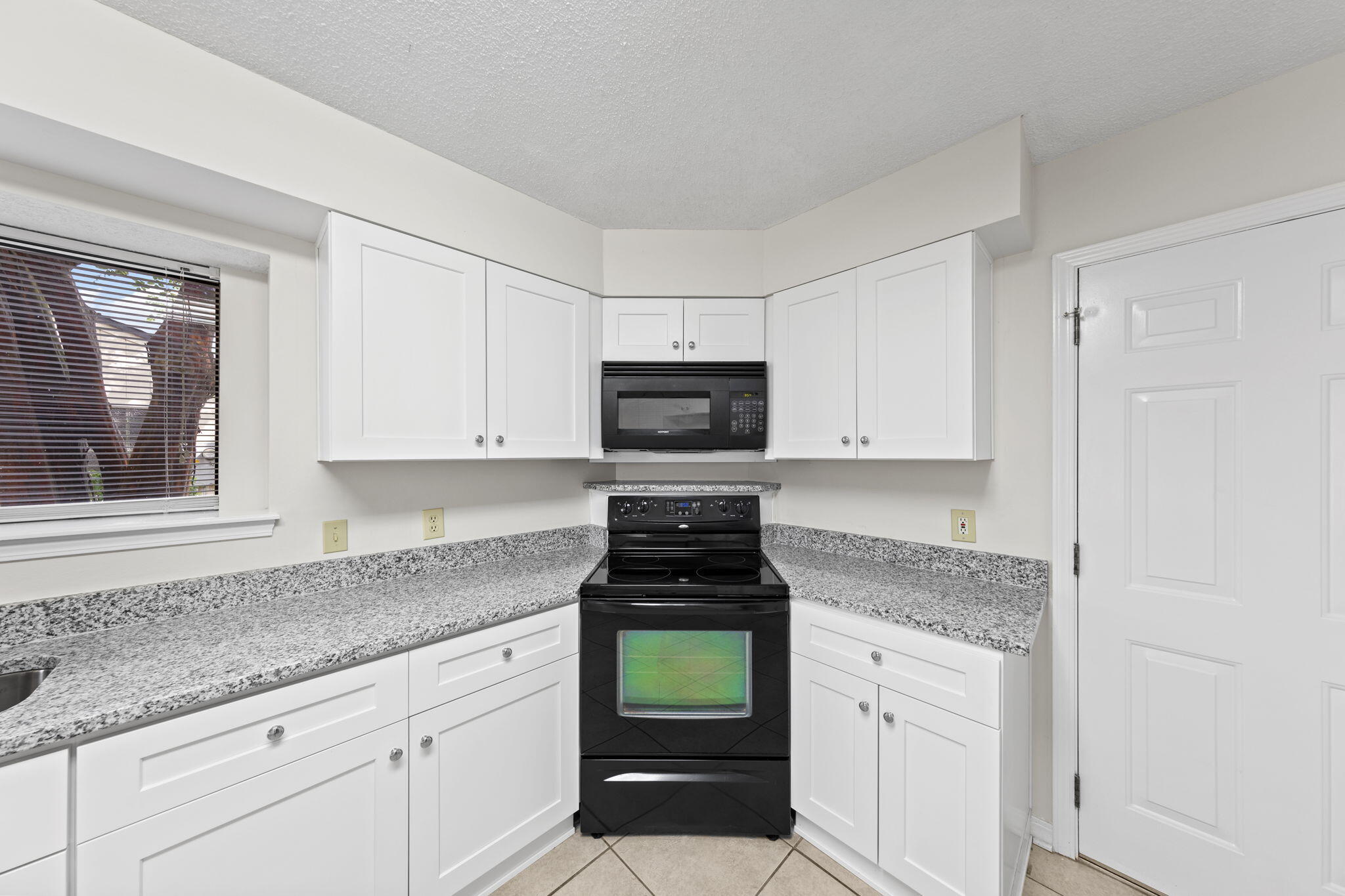 ROCKYWOOD PH 2 - Residential Lease