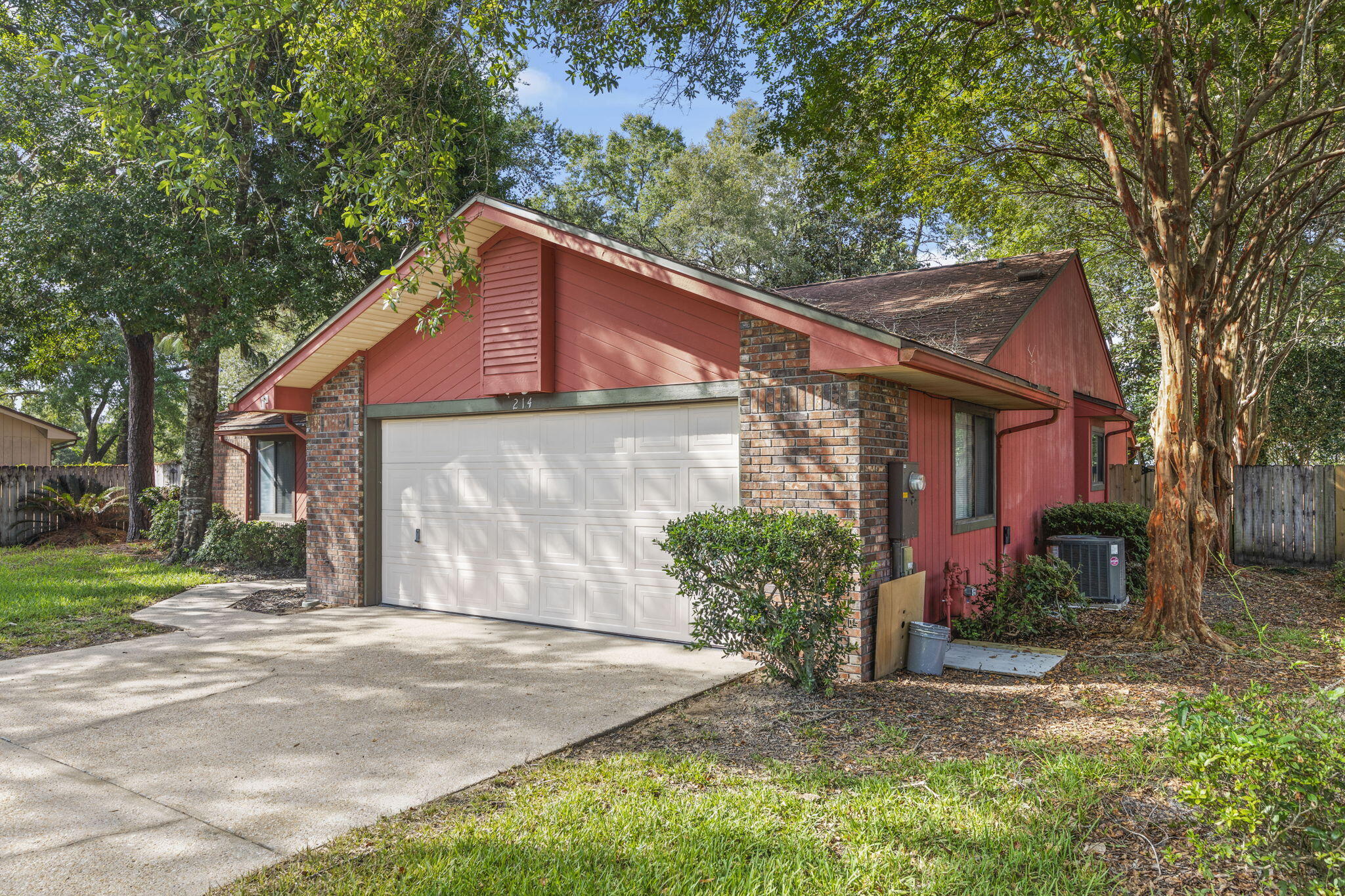 ROCKYWOOD PH 2 - Residential Lease