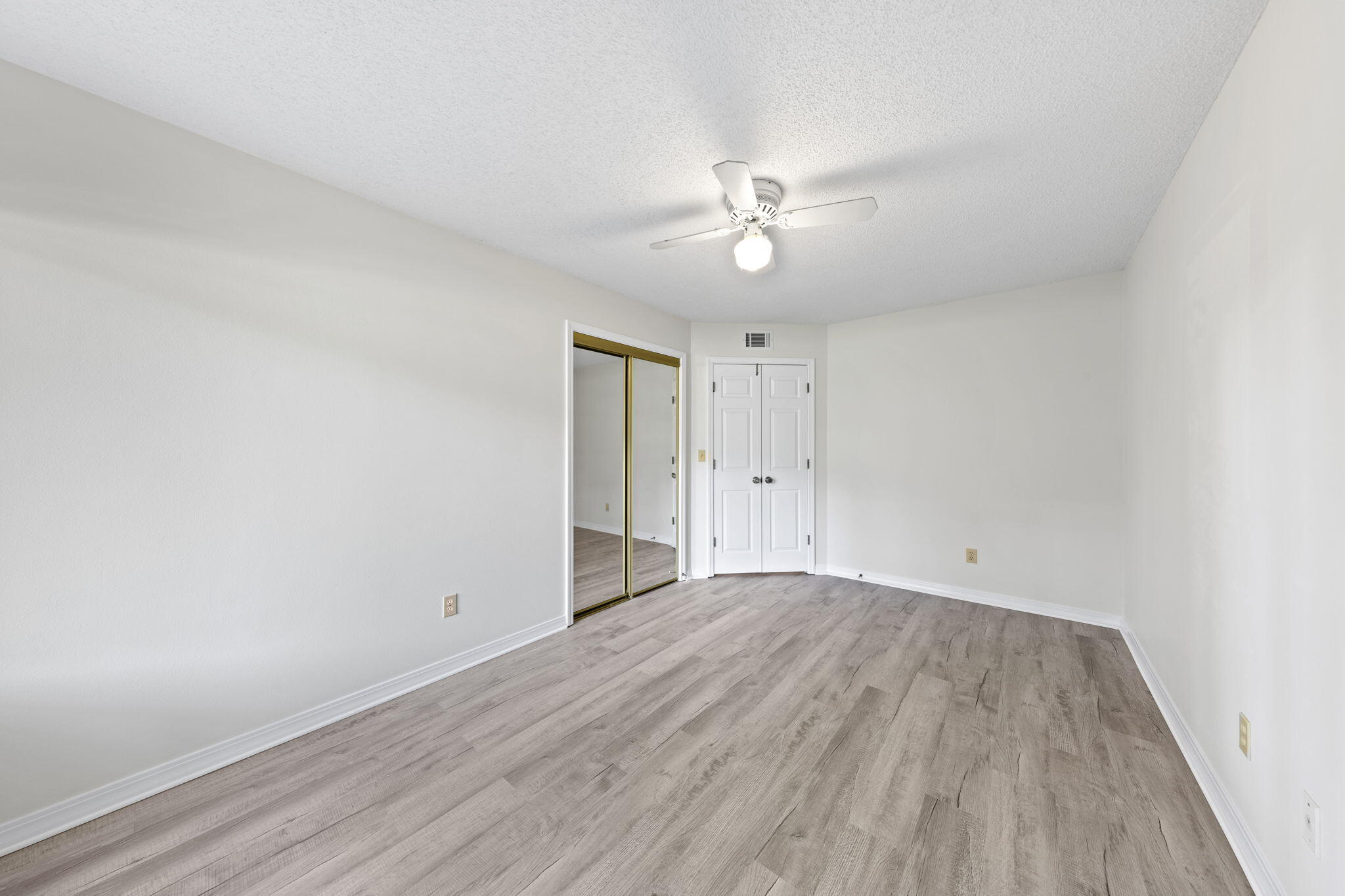 ROCKYWOOD PH 2 - Residential Lease