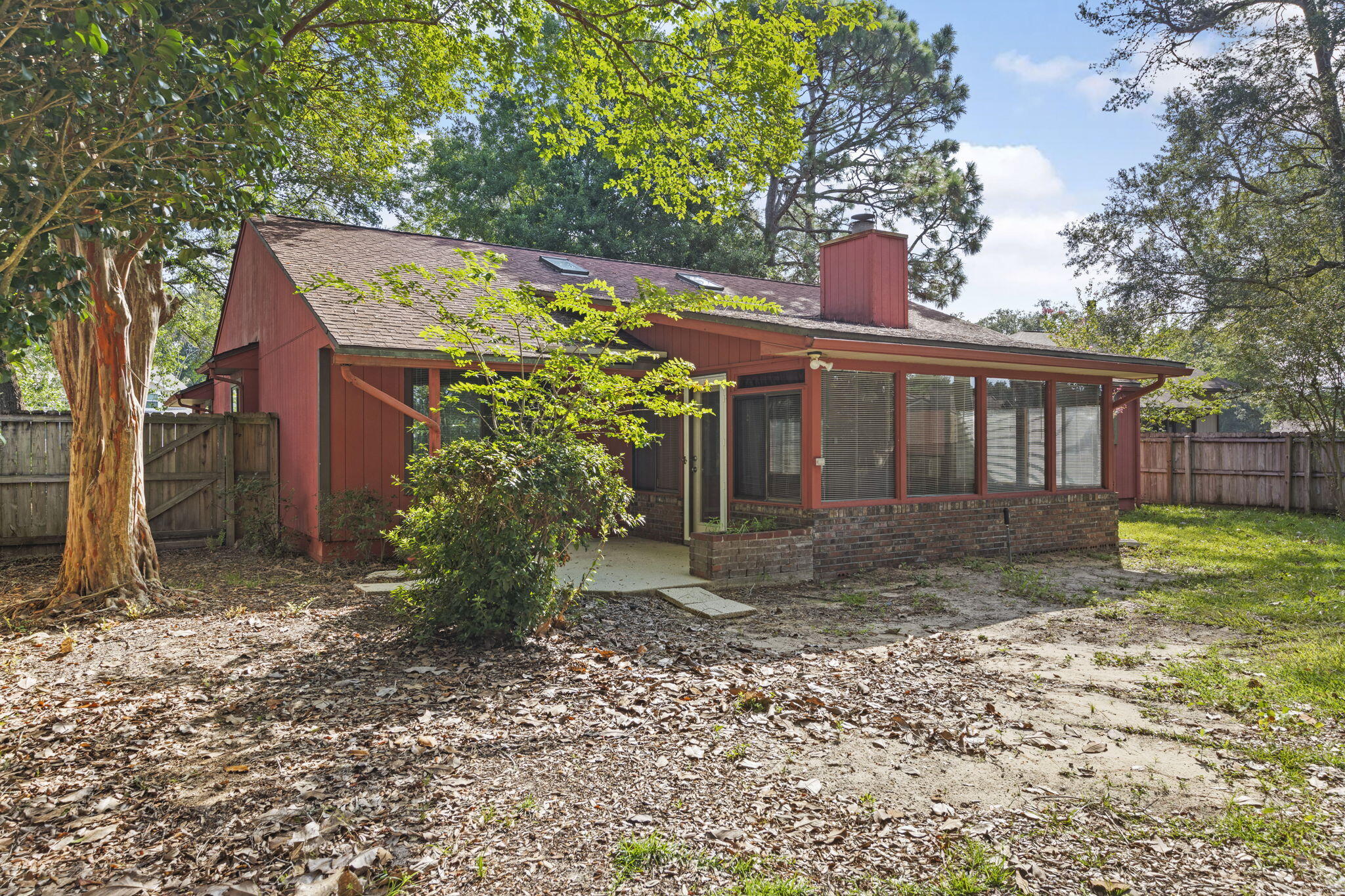 ROCKYWOOD PH 2 - Residential Lease