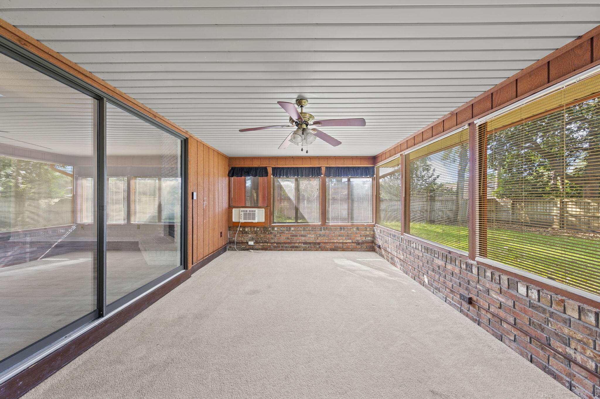 ROCKYWOOD PH 2 - Residential Lease