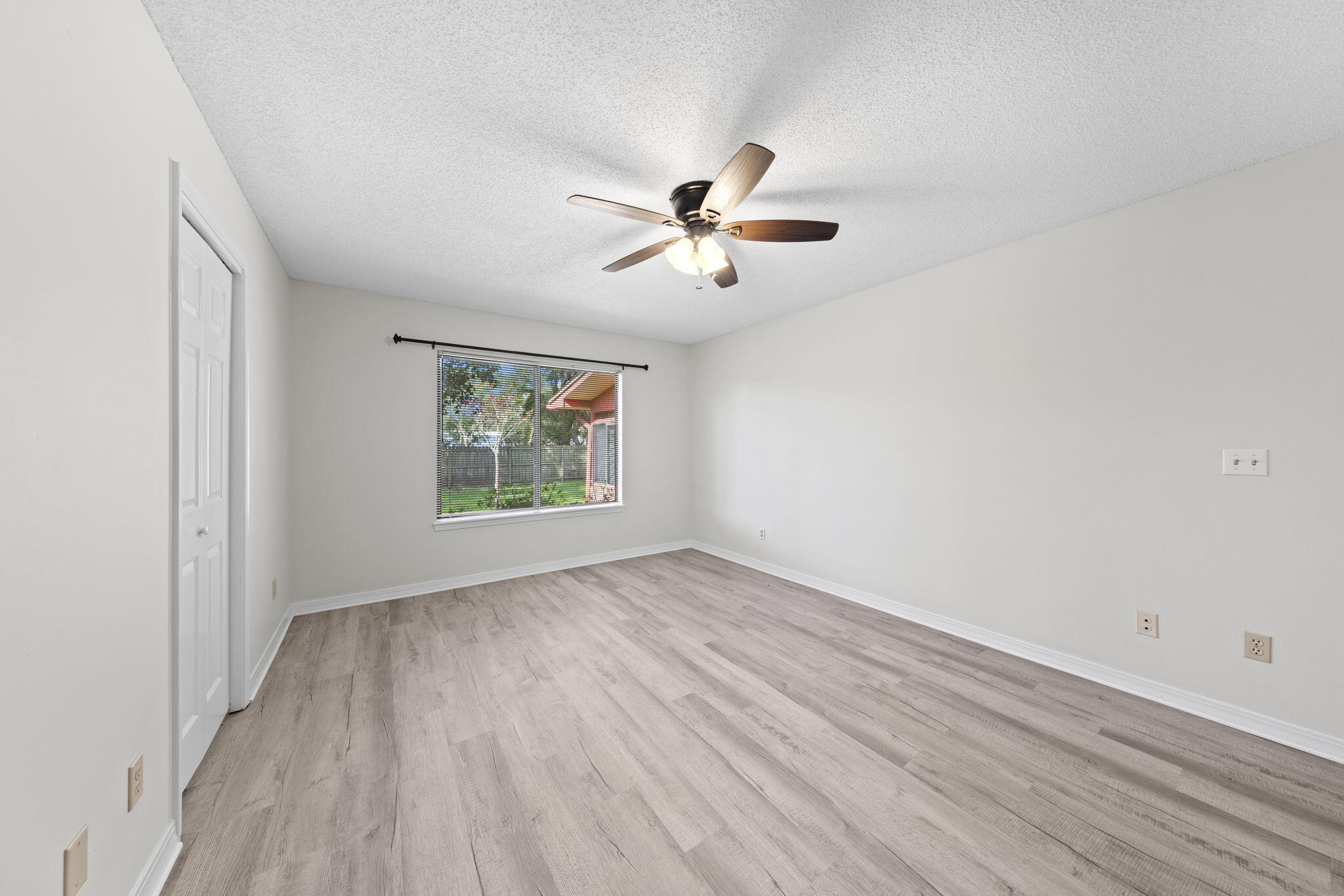 ROCKYWOOD PH 2 - Residential Lease