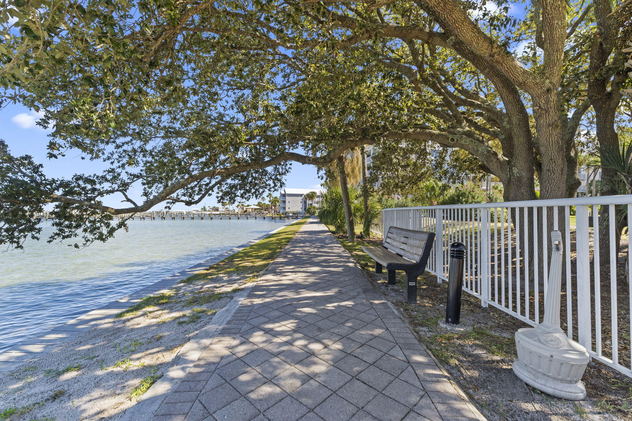 DESTIN WEST PELICAN - Residential