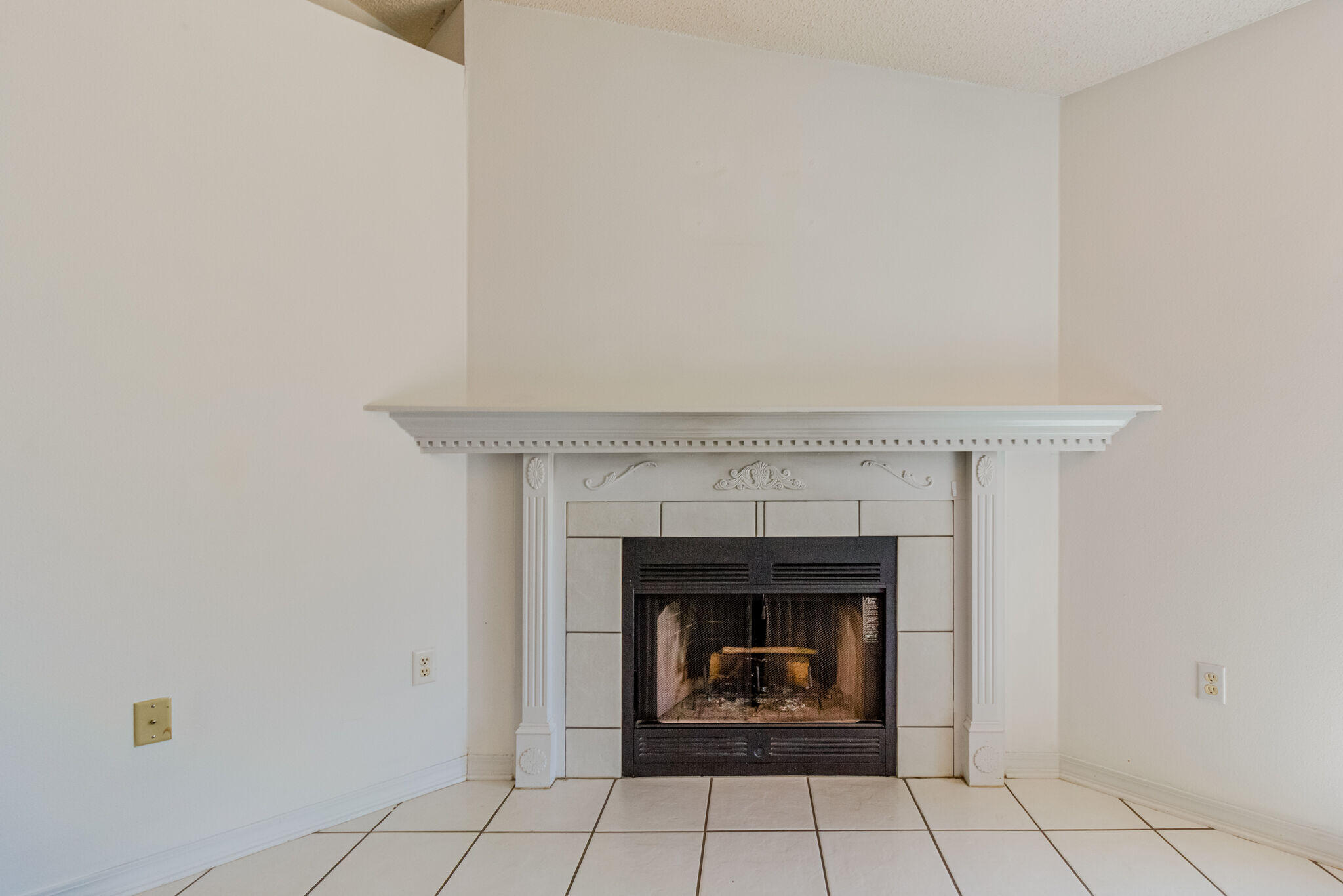 SILVER OAKS PH 1 - Residential Lease