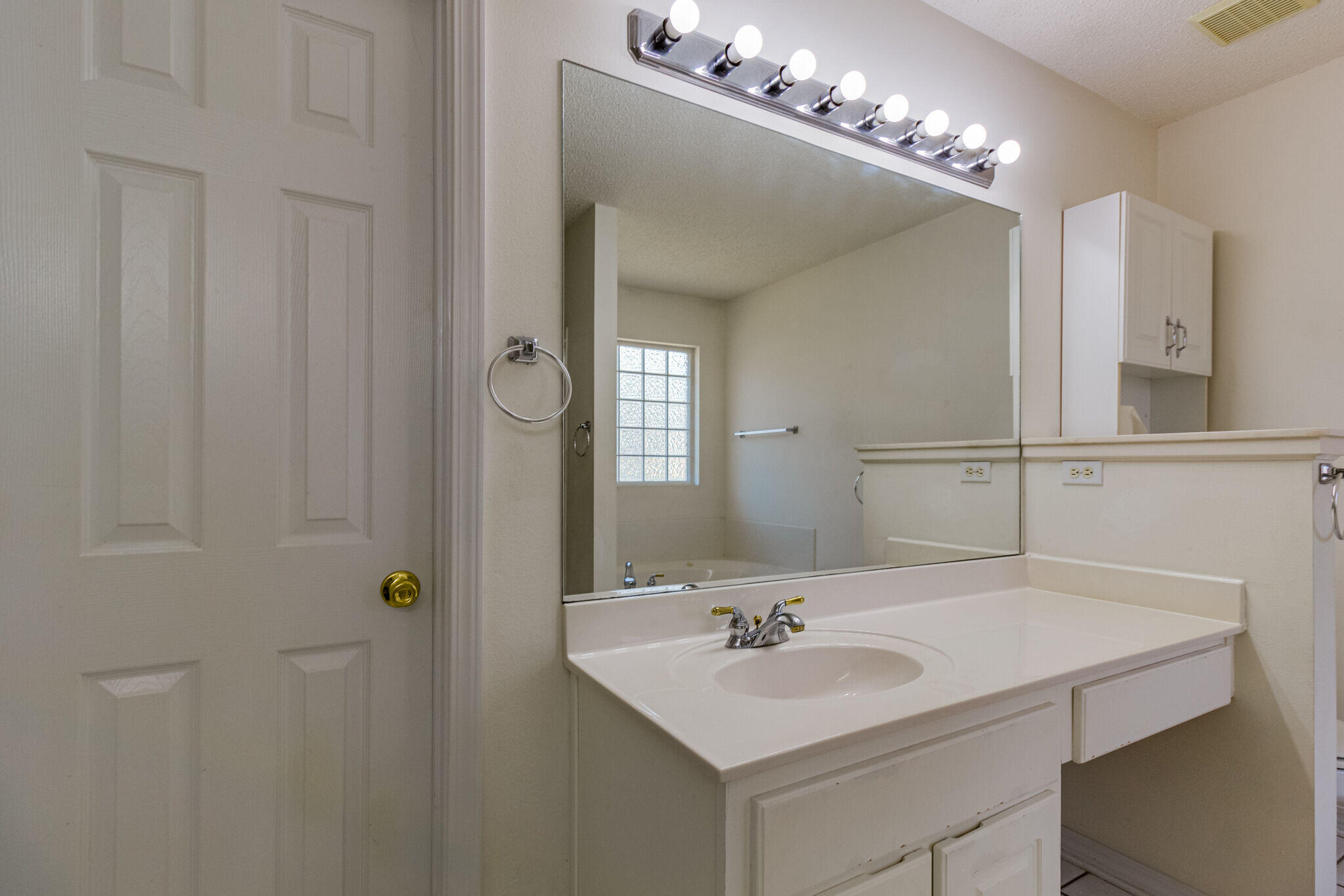 SILVER OAKS PH 1 - Residential Lease