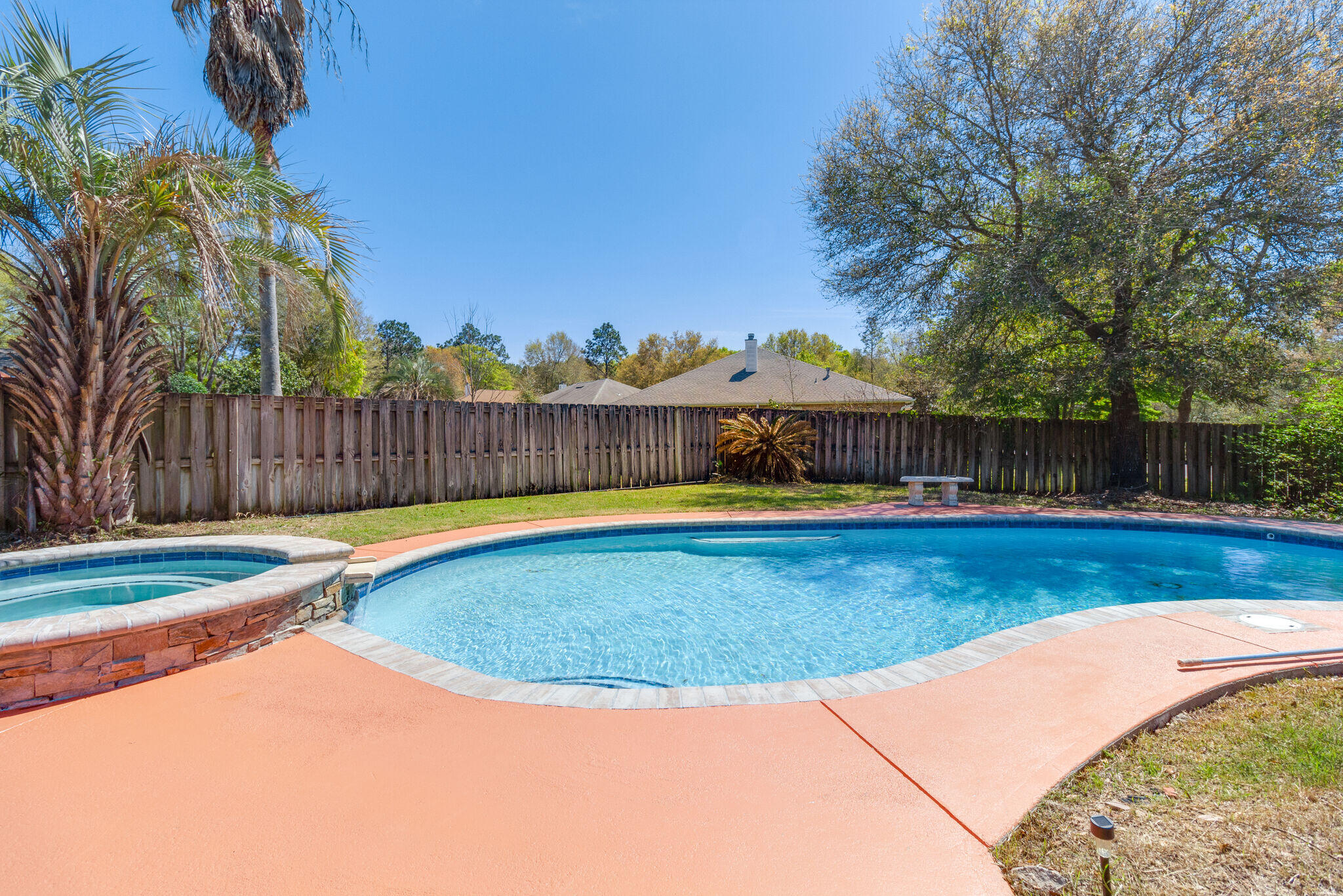 SILVER OAKS PH 1 - Residential Lease