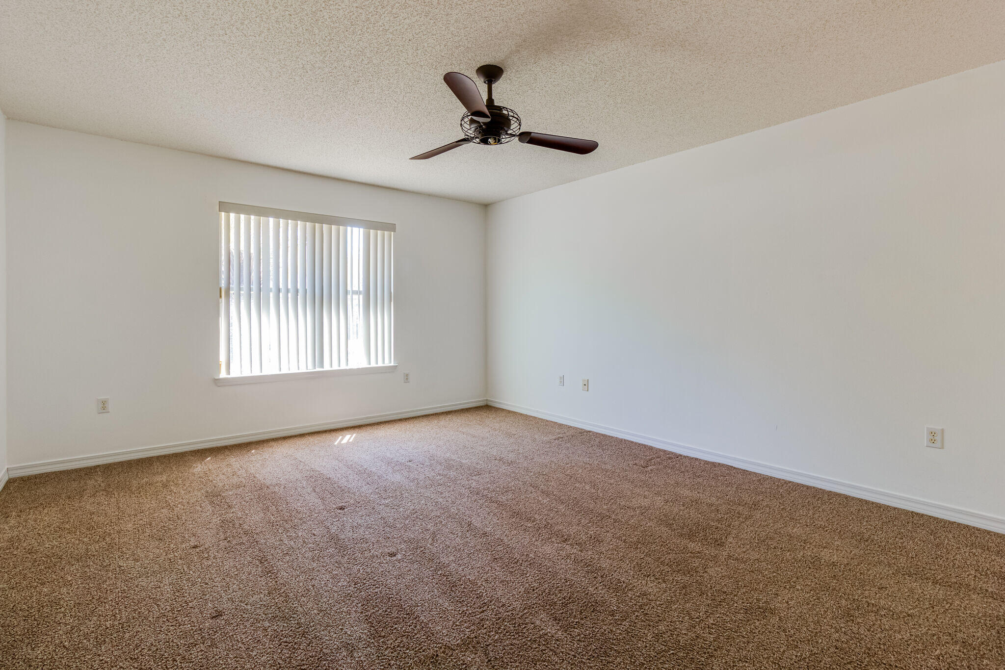 SILVER OAKS PH 1 - Residential Lease