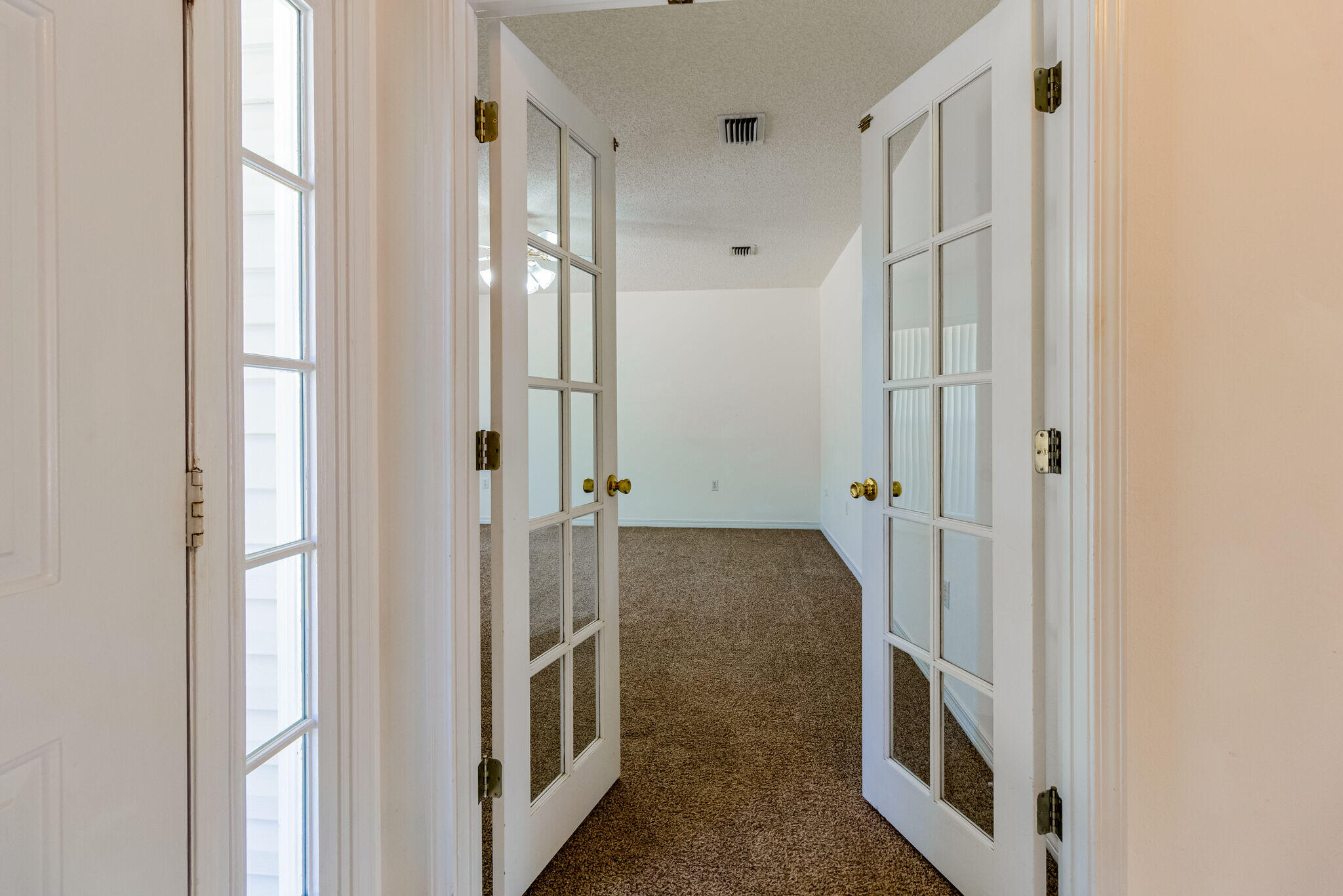 SILVER OAKS PH 1 - Residential Lease
