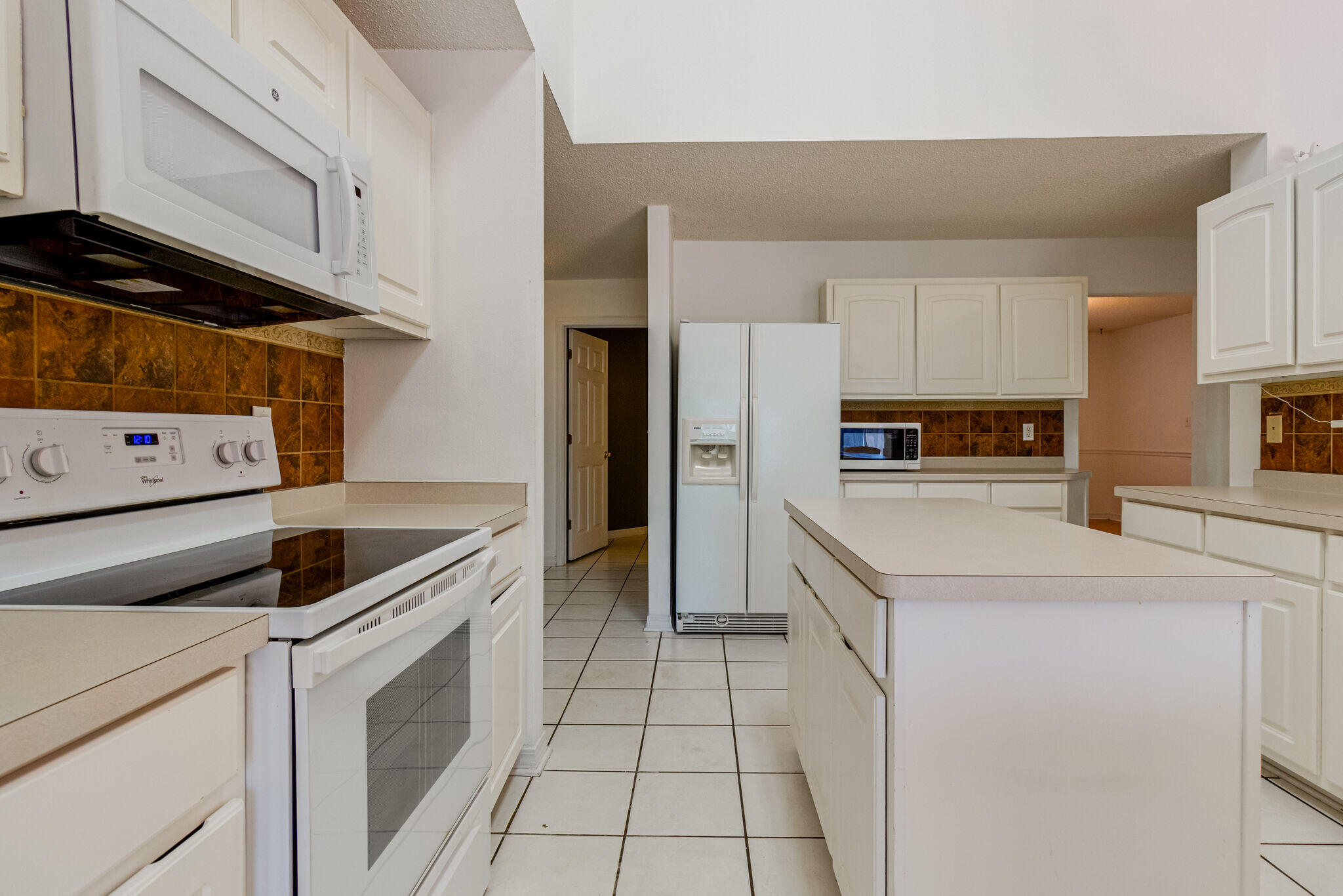 SILVER OAKS PH 1 - Residential Lease
