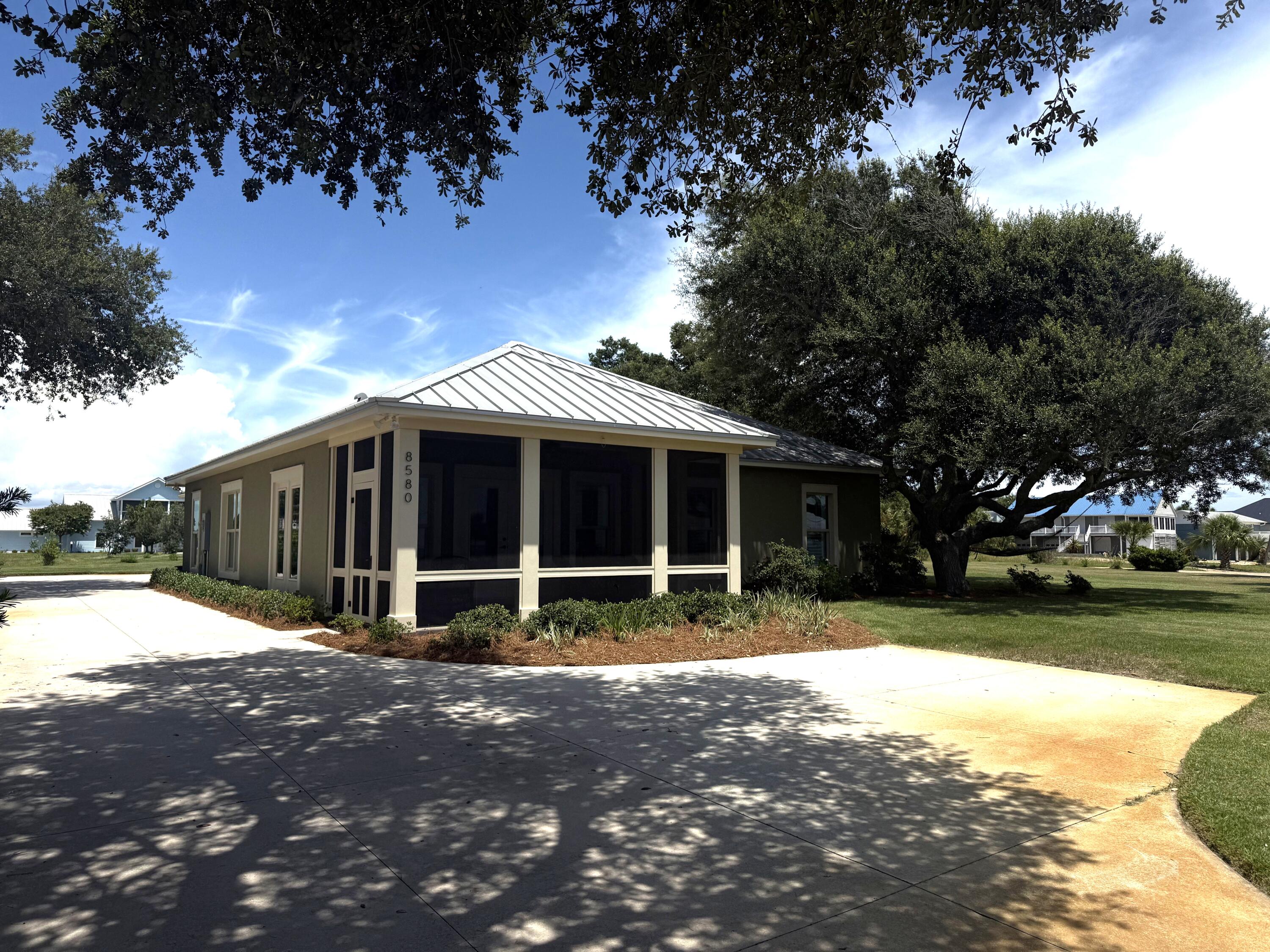 NO RECORDED SUBDIVISION - Residential