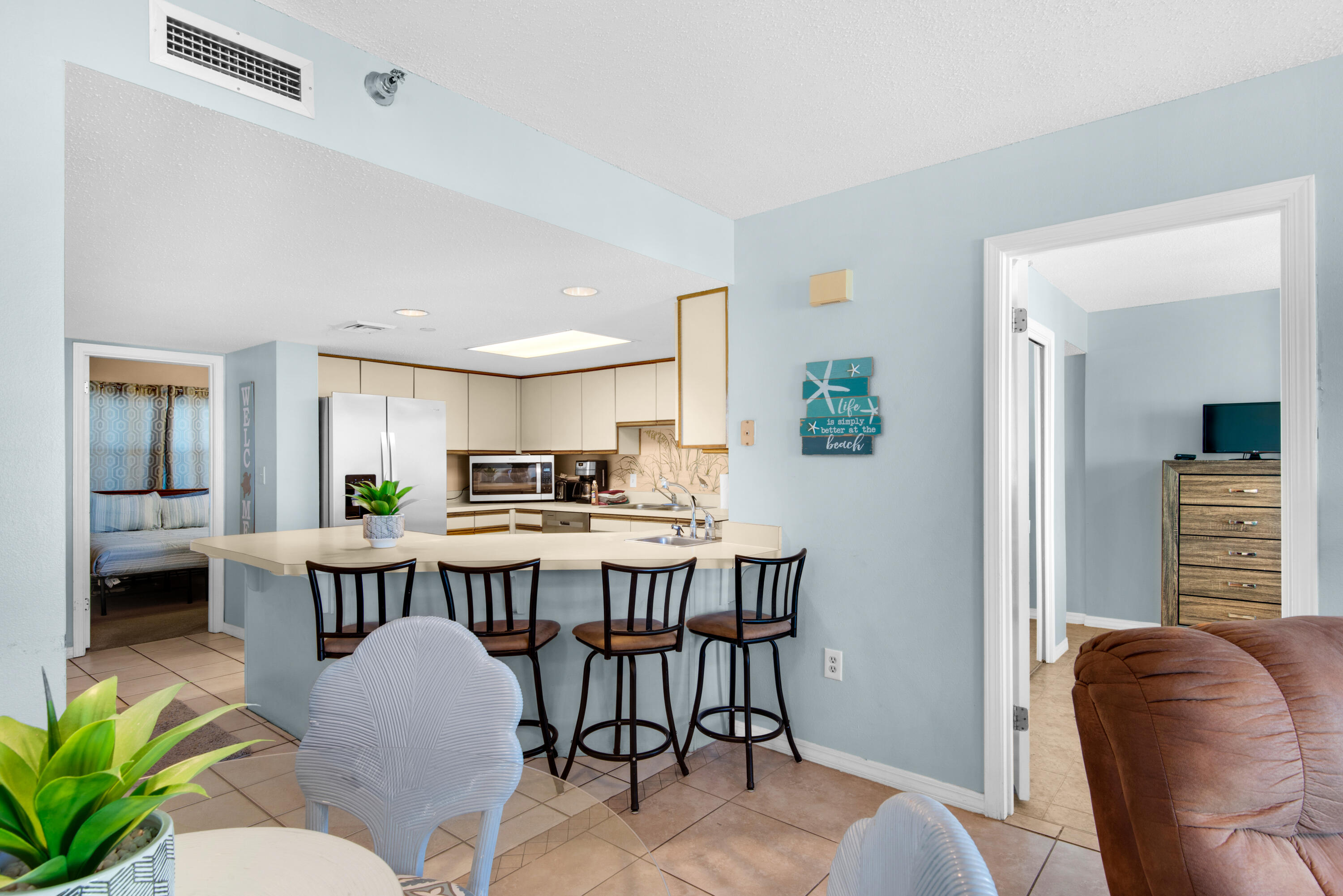 NAUTILUS CONDO - Residential