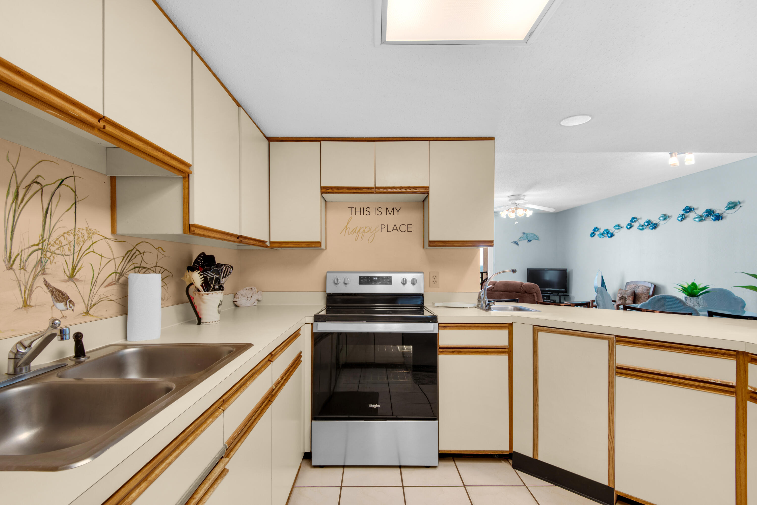 NAUTILUS CONDO - Residential