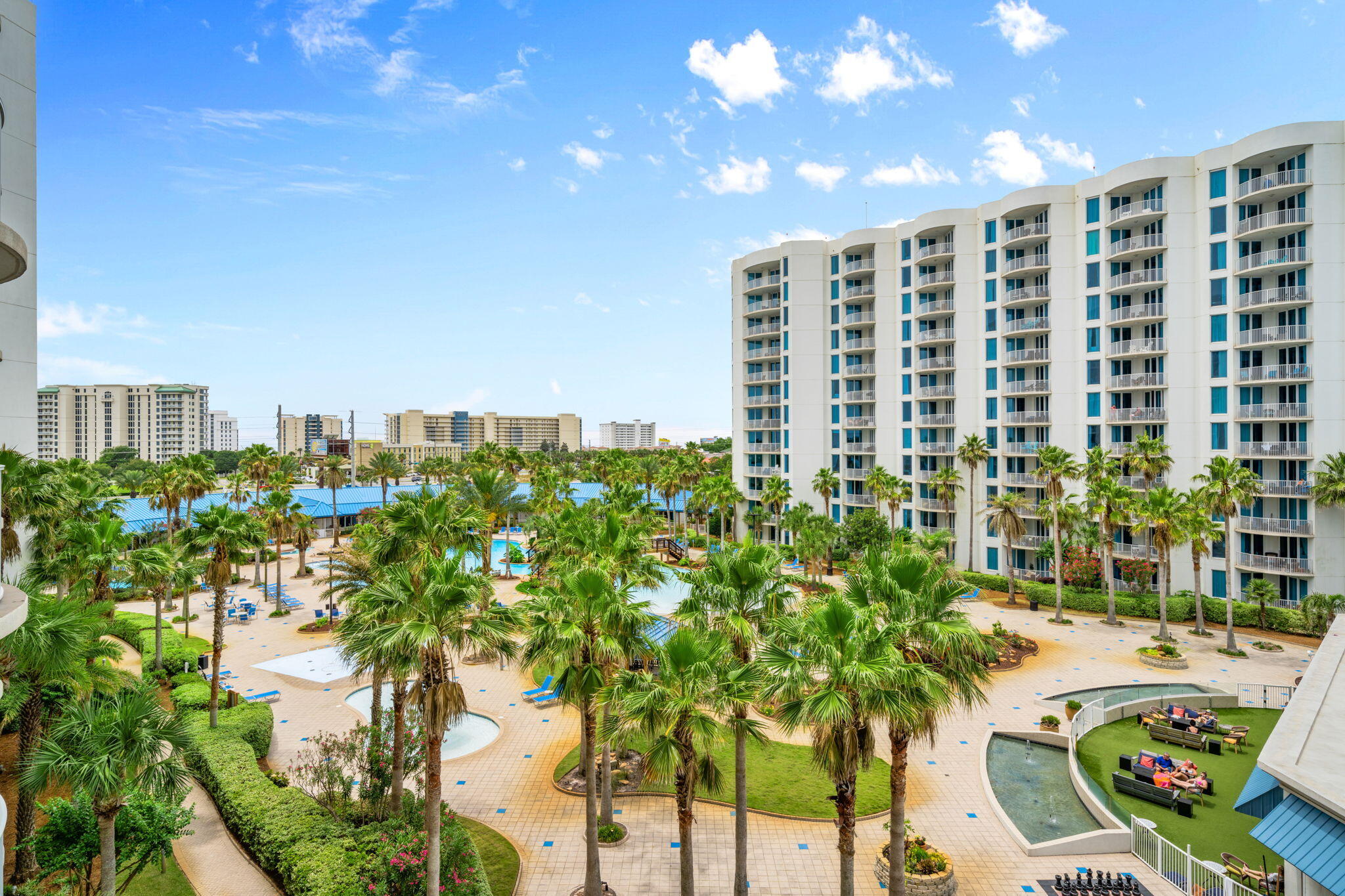 THE PALMS OF DESTIN - Residential