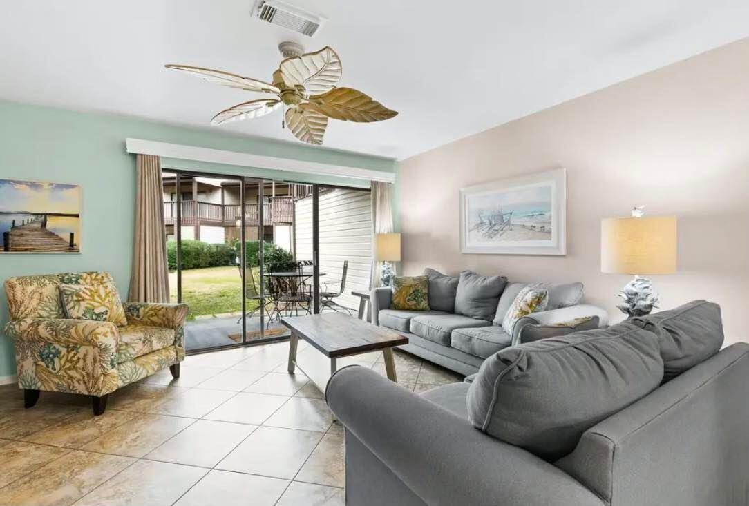 PORTSIDE CONDO - Residential