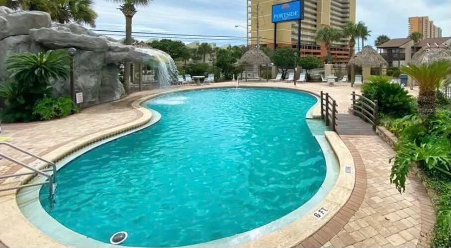 PORTSIDE CONDO - Residential