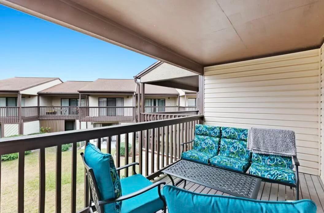 PORTSIDE CONDO - Residential