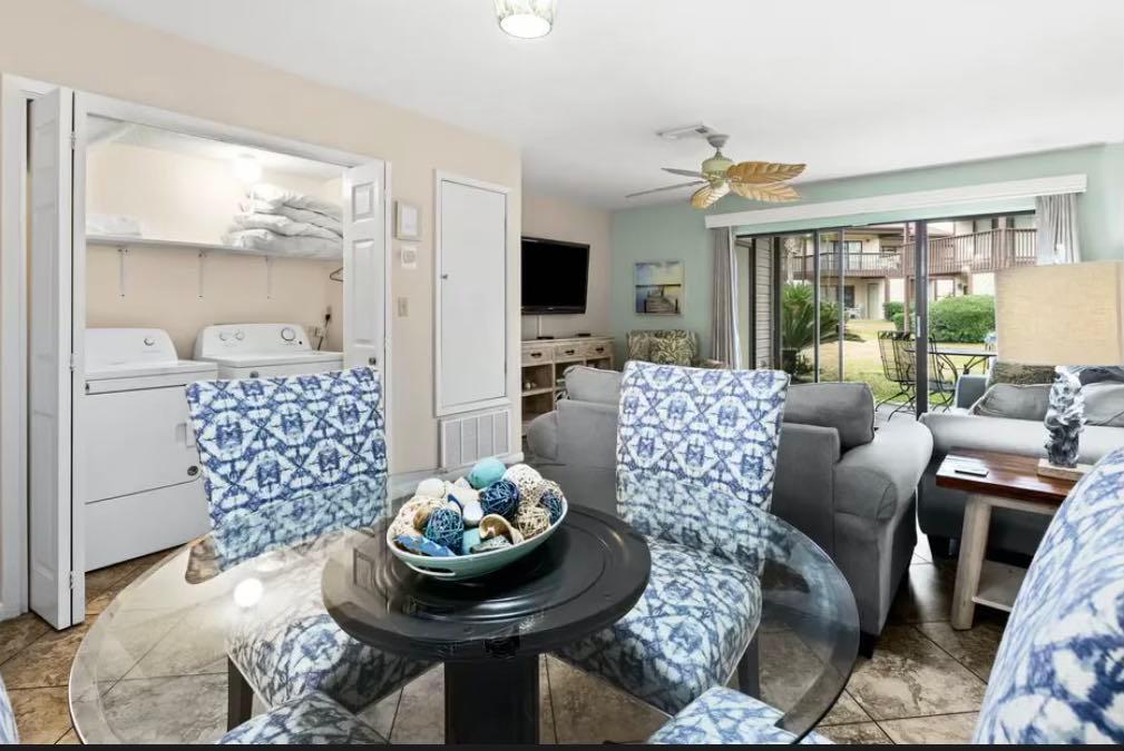 PORTSIDE CONDO - Residential