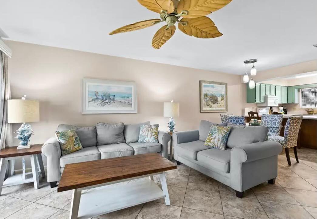 PORTSIDE CONDO - Residential