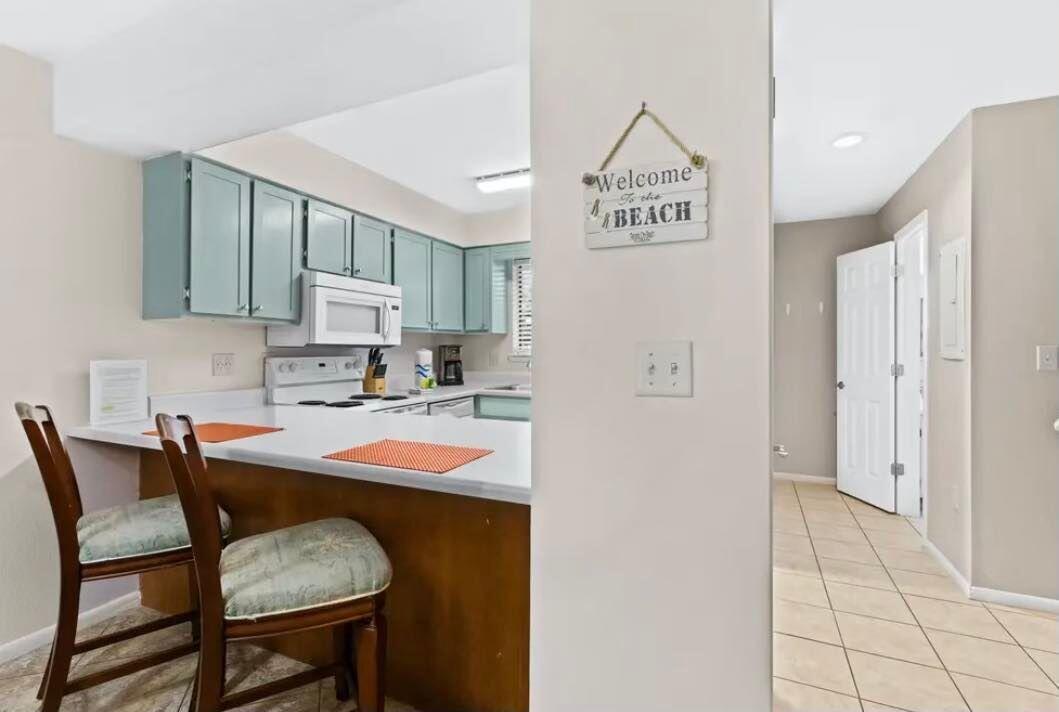 PORTSIDE CONDO - Residential