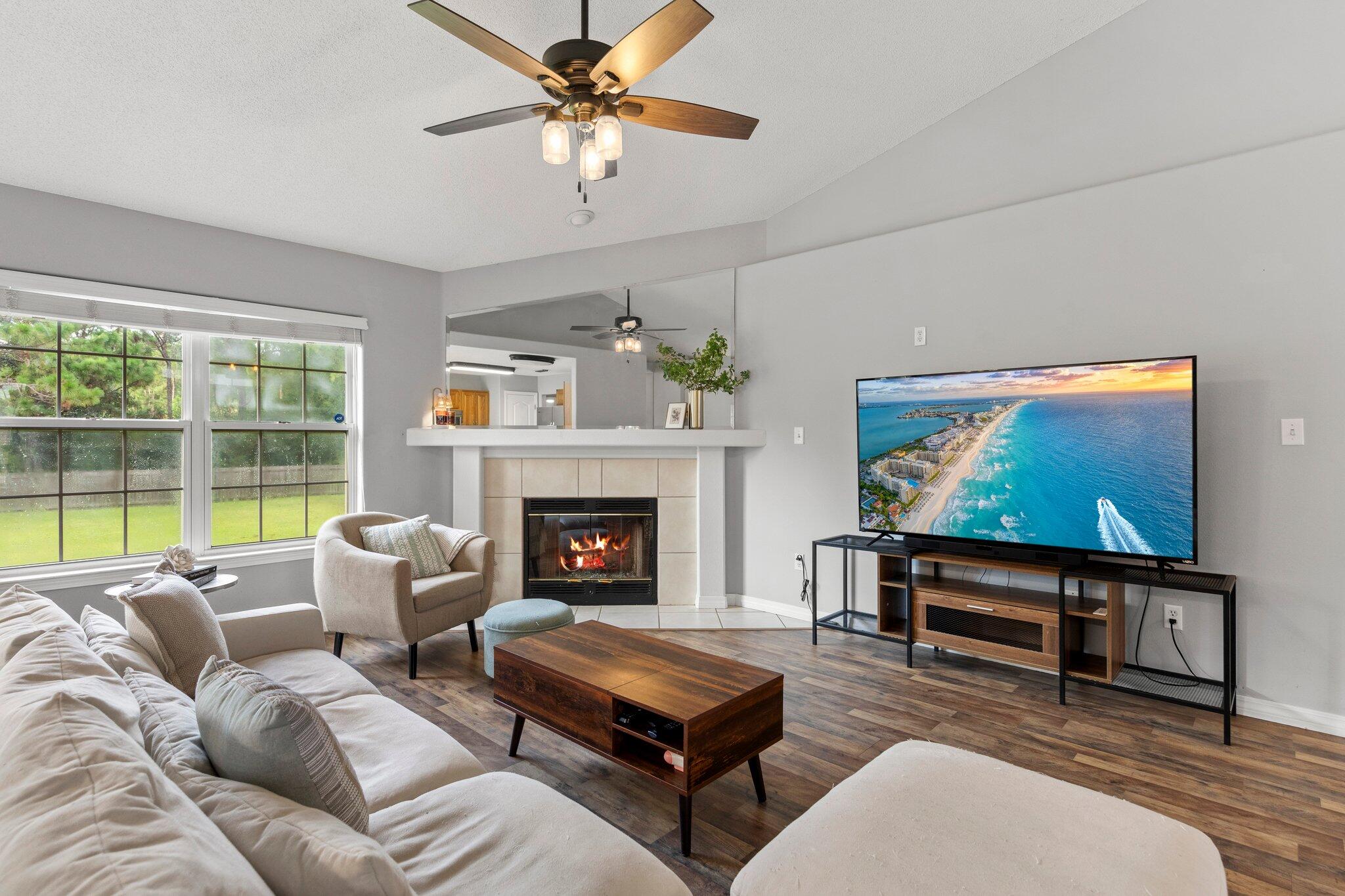 HOLLEY BY THE SEA - Residential