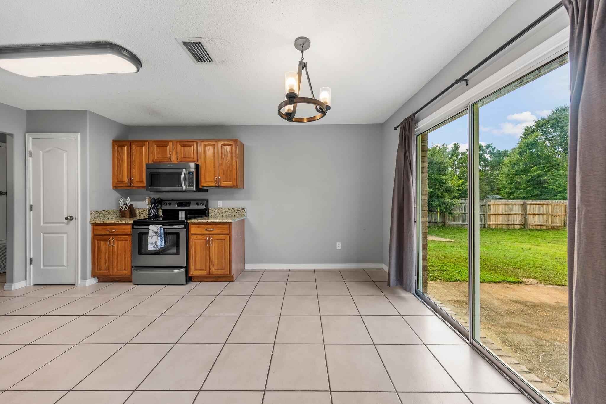 HOLLEY BY THE SEA - Residential