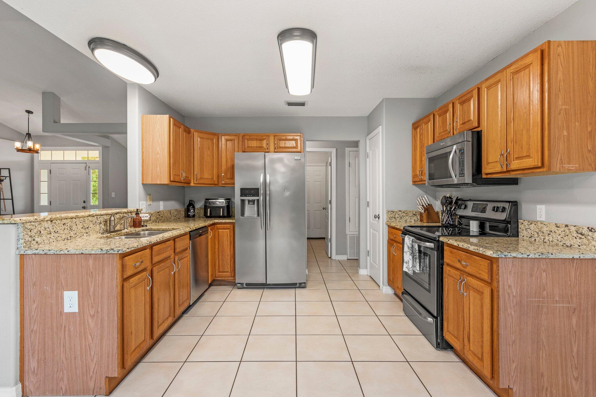 HOLLEY BY THE SEA - Residential