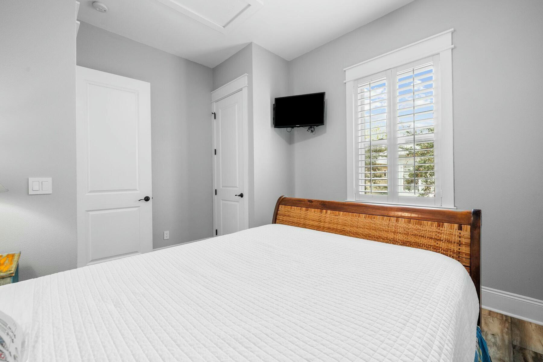 BEACH NEST S/D - Residential
