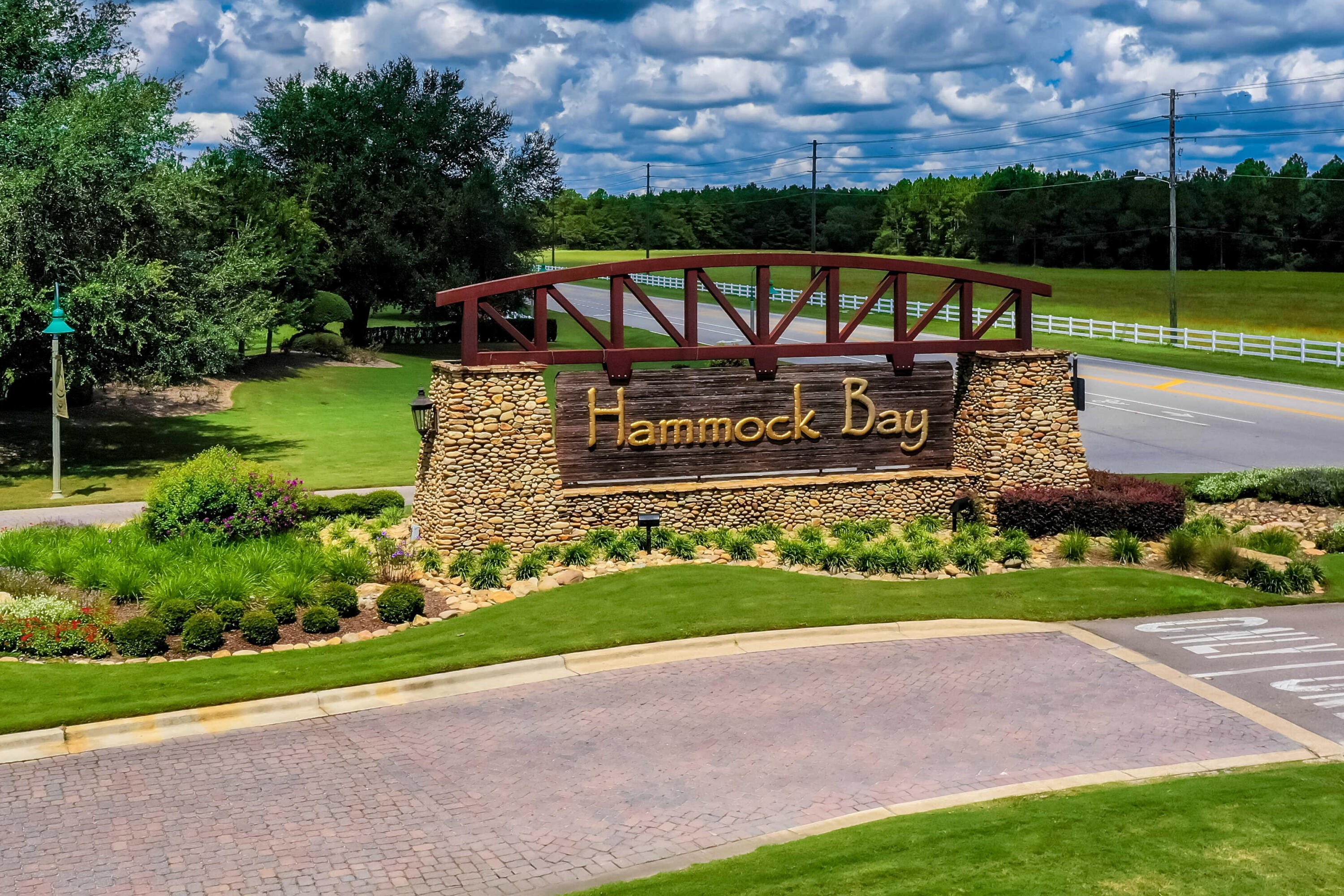 HAMMOCK BAY - Residential