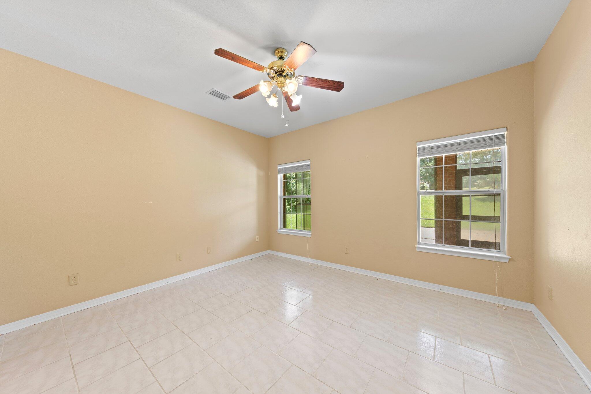 COUNTRY CLUB ESTATES PH 2 - Residential